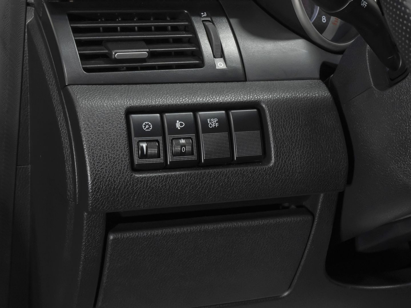 FAW Besturn X80, I 2.0 AT (142 л.с.)