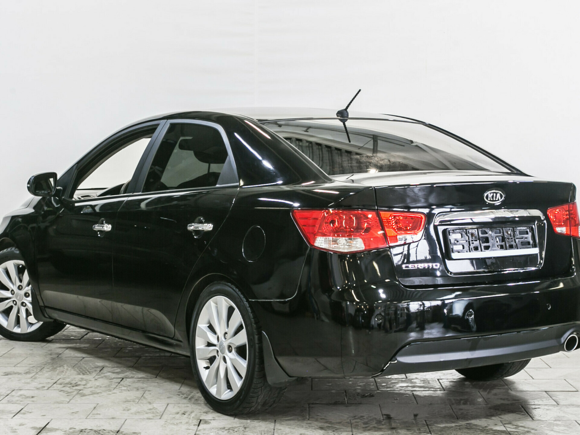 Kia Cerato, II 6-speed 1.6 AT (126 л.с.)