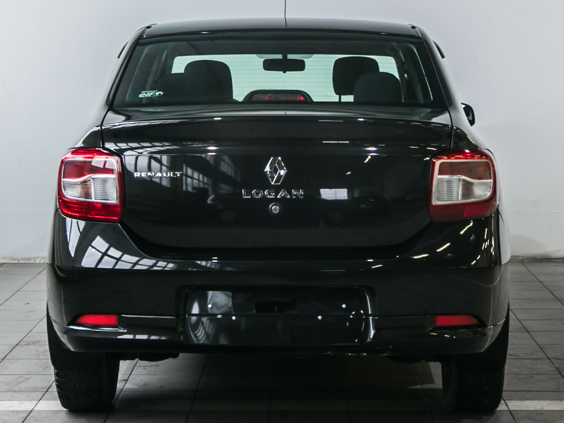 Renault Logan, II 1.6 MT (102 л.с.)