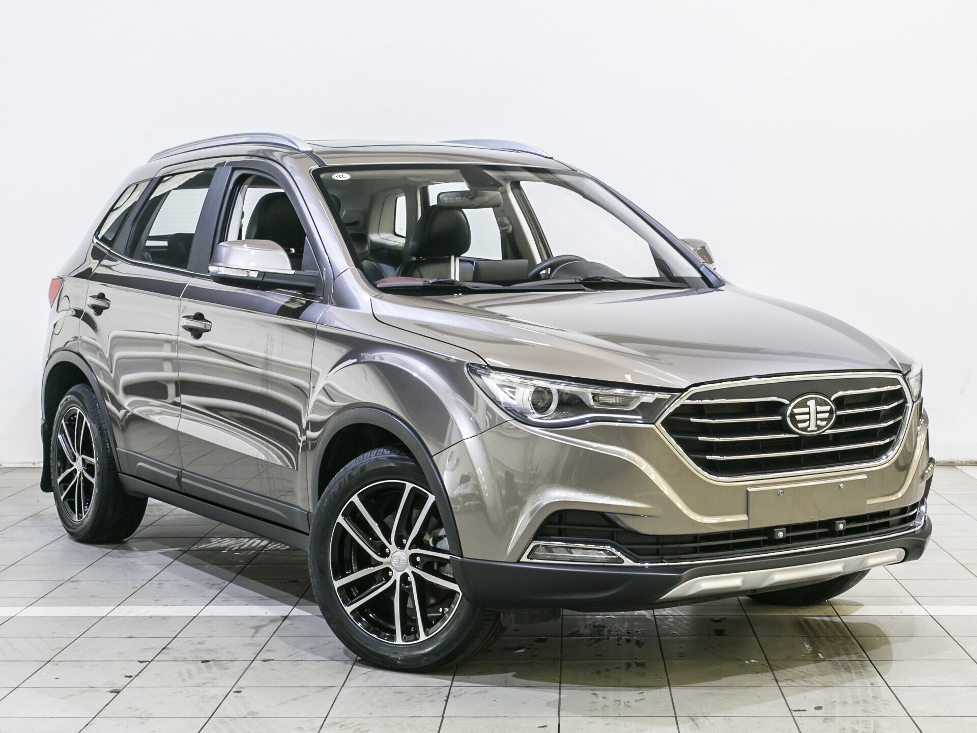 FAW Besturn X40, I 1.6 AT (108 л.с.)