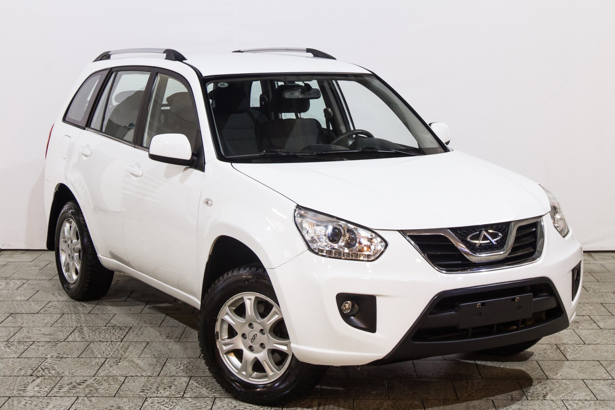 Chery Tiggo (T11), I Рестайлинг (FL) 1.6 MT (126 л.с.)