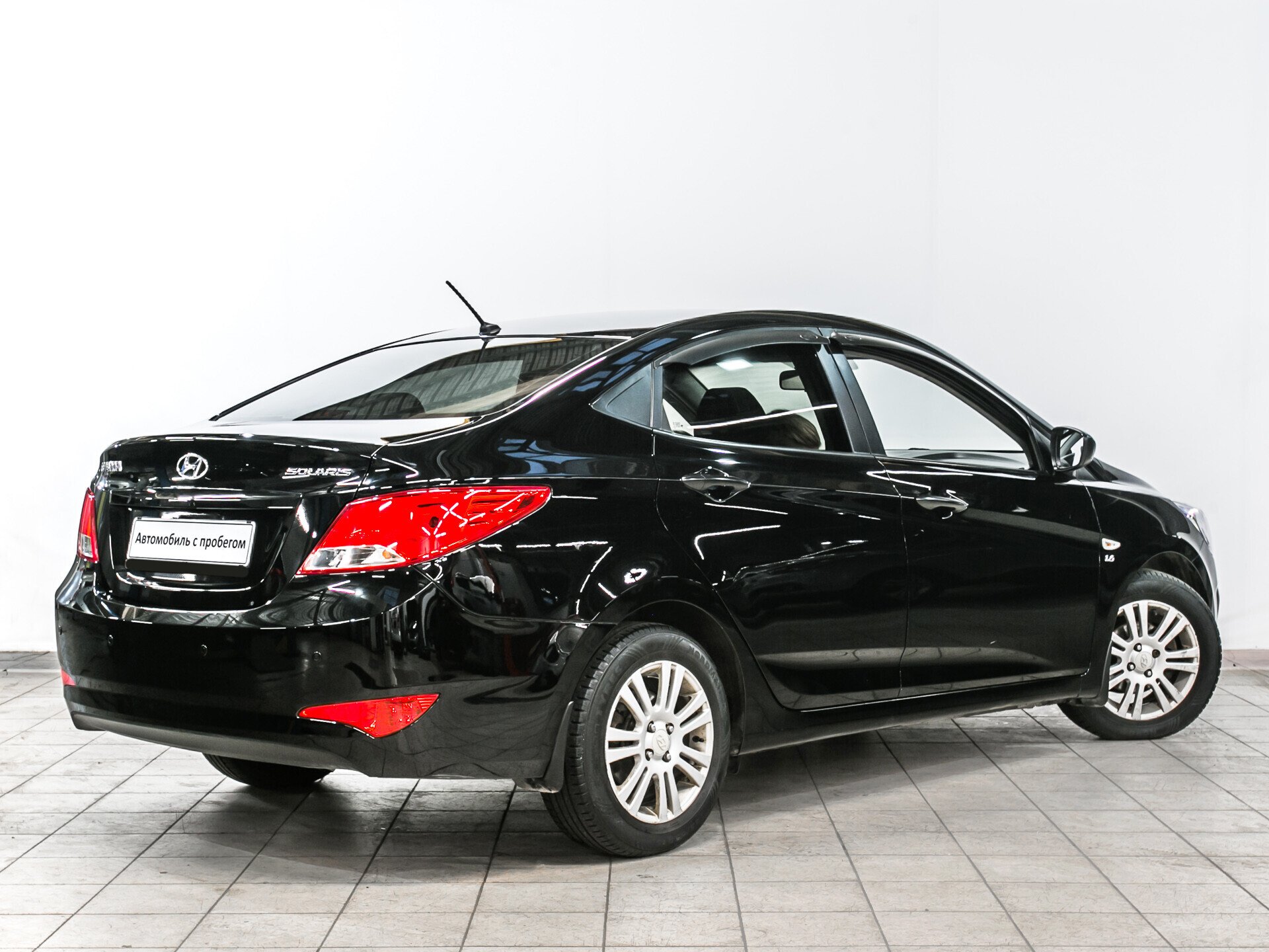 Hyundai Solaris, I Рестайлинг 1.6 AT (123 л.с.)