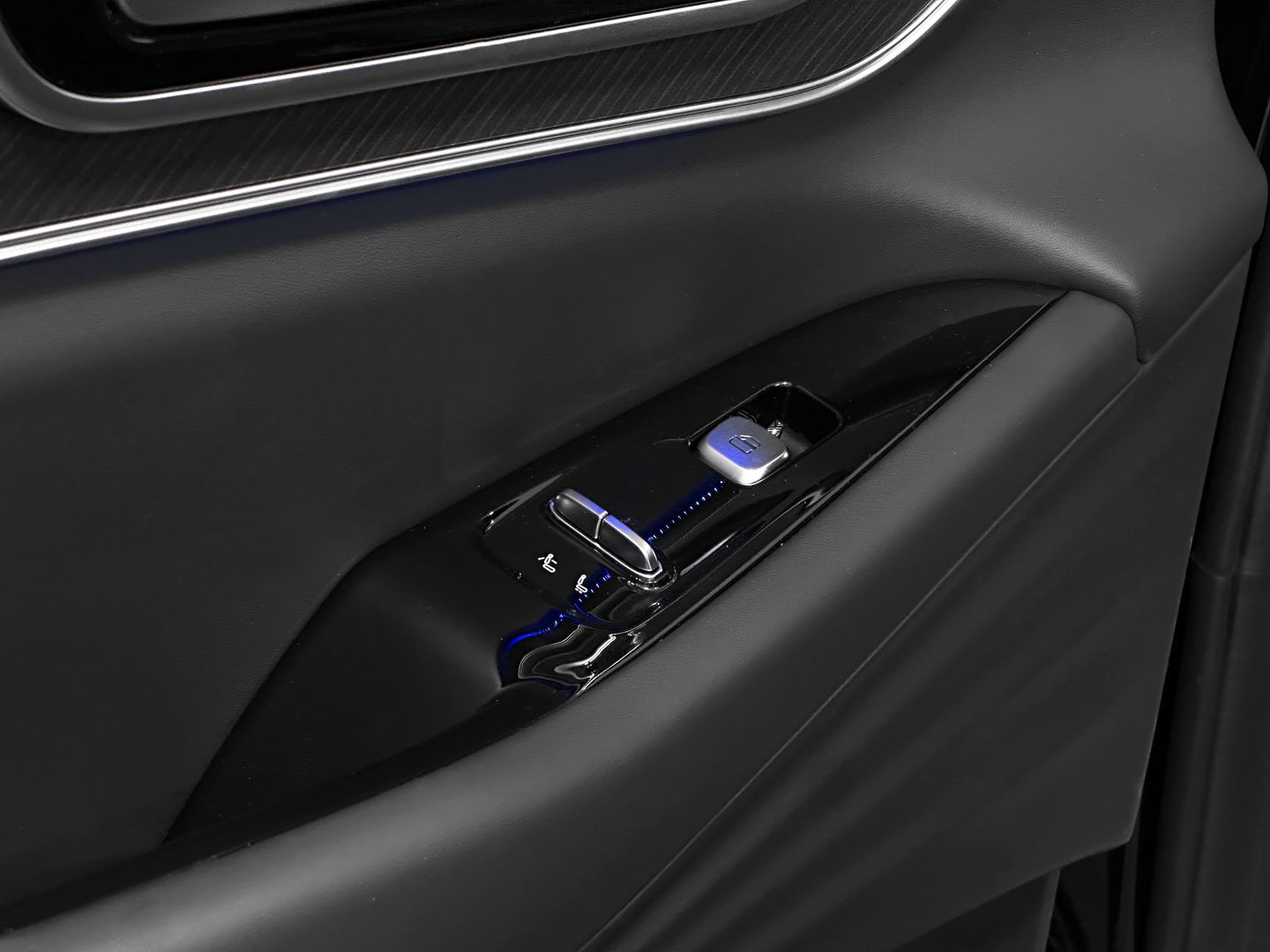 Chery Tiggo 9, I 2.0 AT (249 л.с.) 4WD