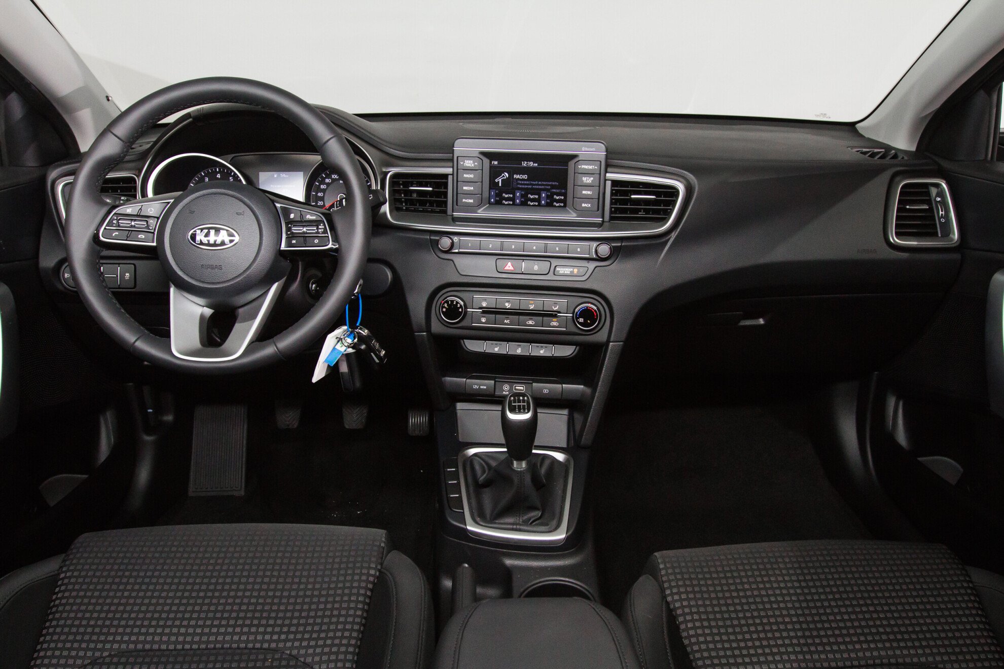 Kia Ceed, III 1.6 MT (128 л.с.)