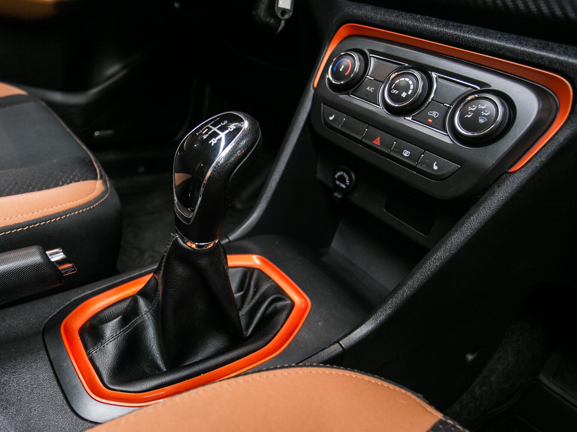 Chery Tiggo 2, I 1.5 MT (106 л.с.)