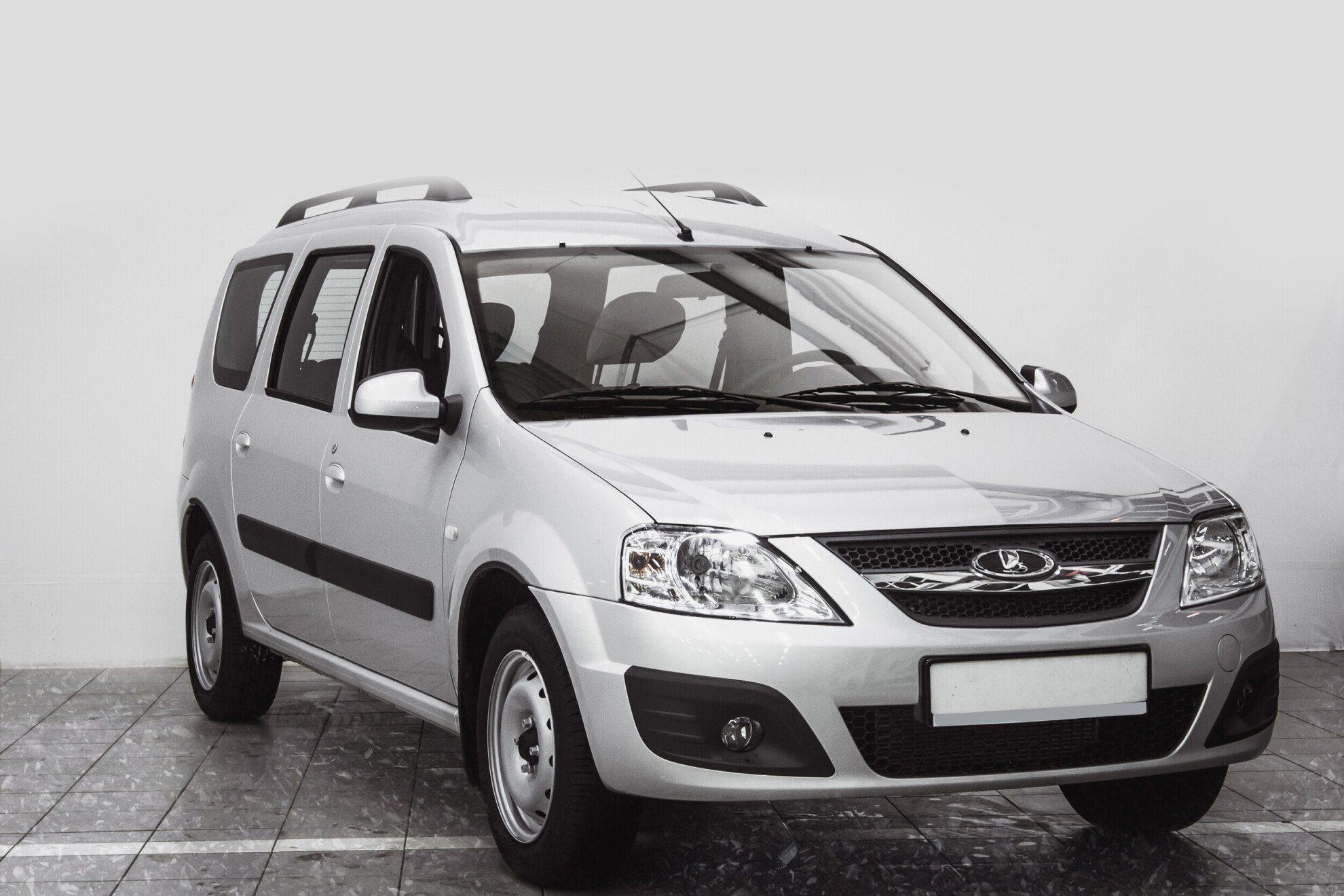 LADA (ВАЗ) Largus, I 1.6 MT (87 л.с.)