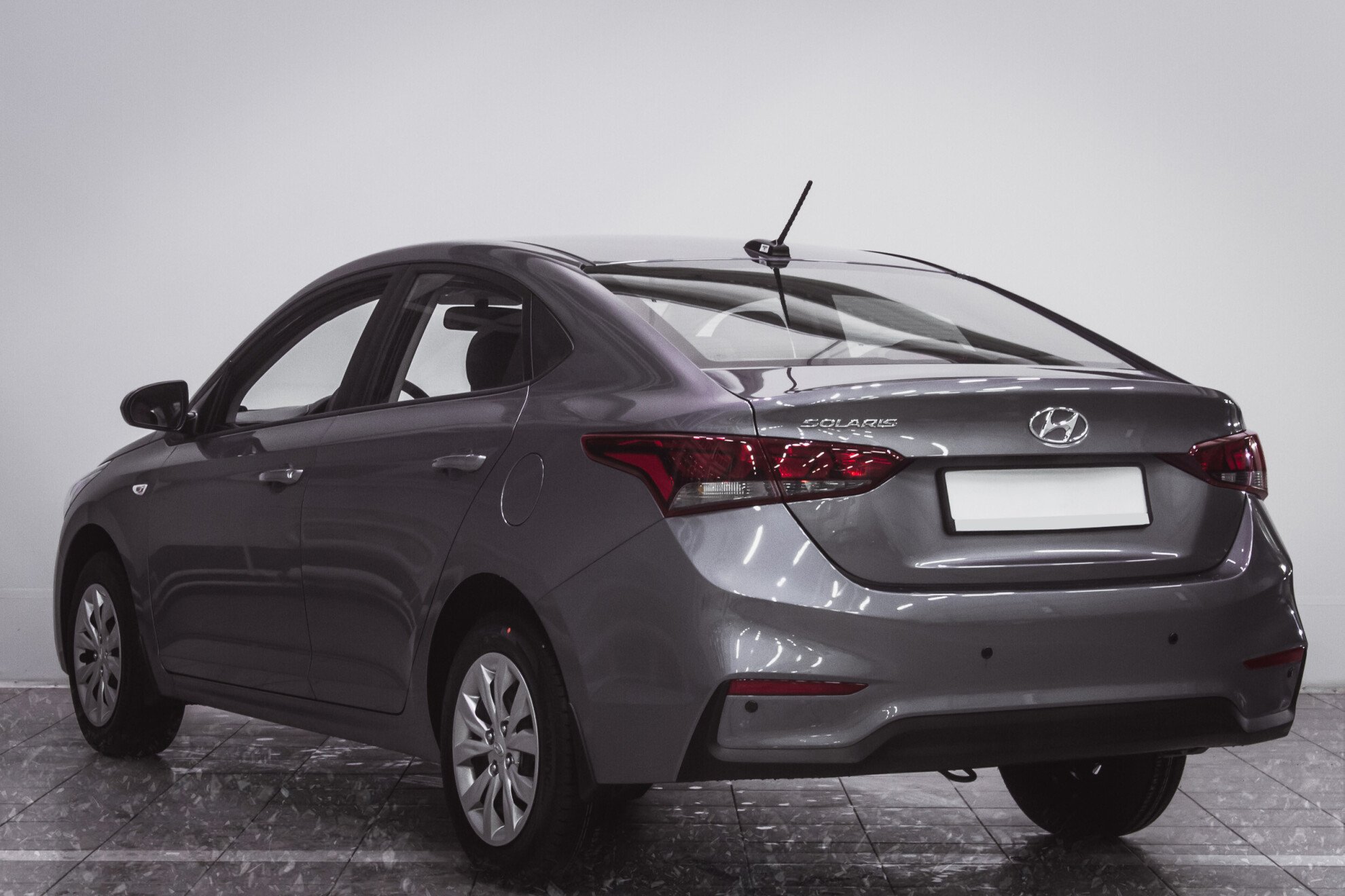 Hyundai Solaris, II 1.6 MT (123 л.с.)