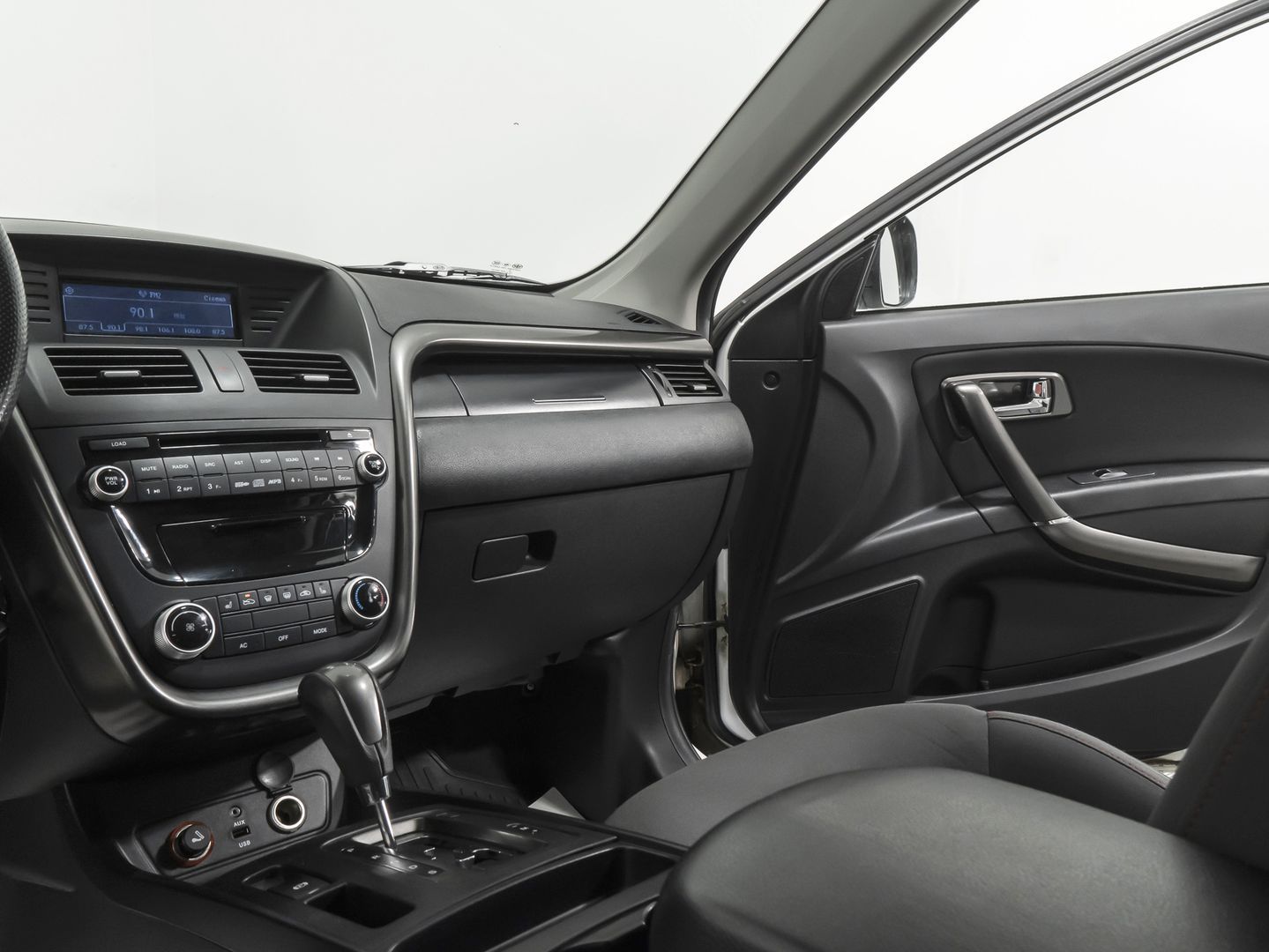 FAW Besturn X80, I 2.0 AT (142 л.с.)