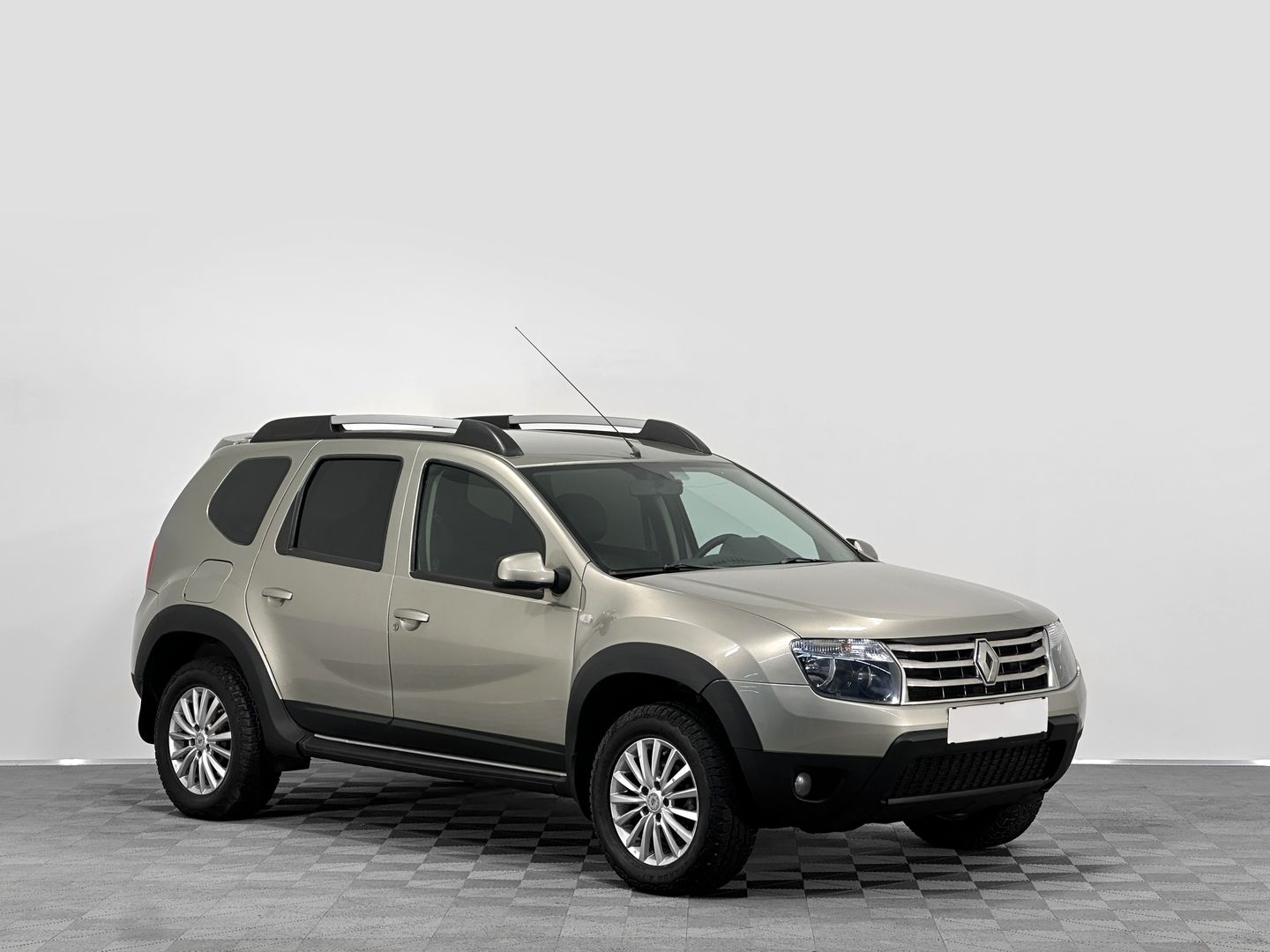 Renault Duster, I 2.0 MT (135 л.с.) 4WD
