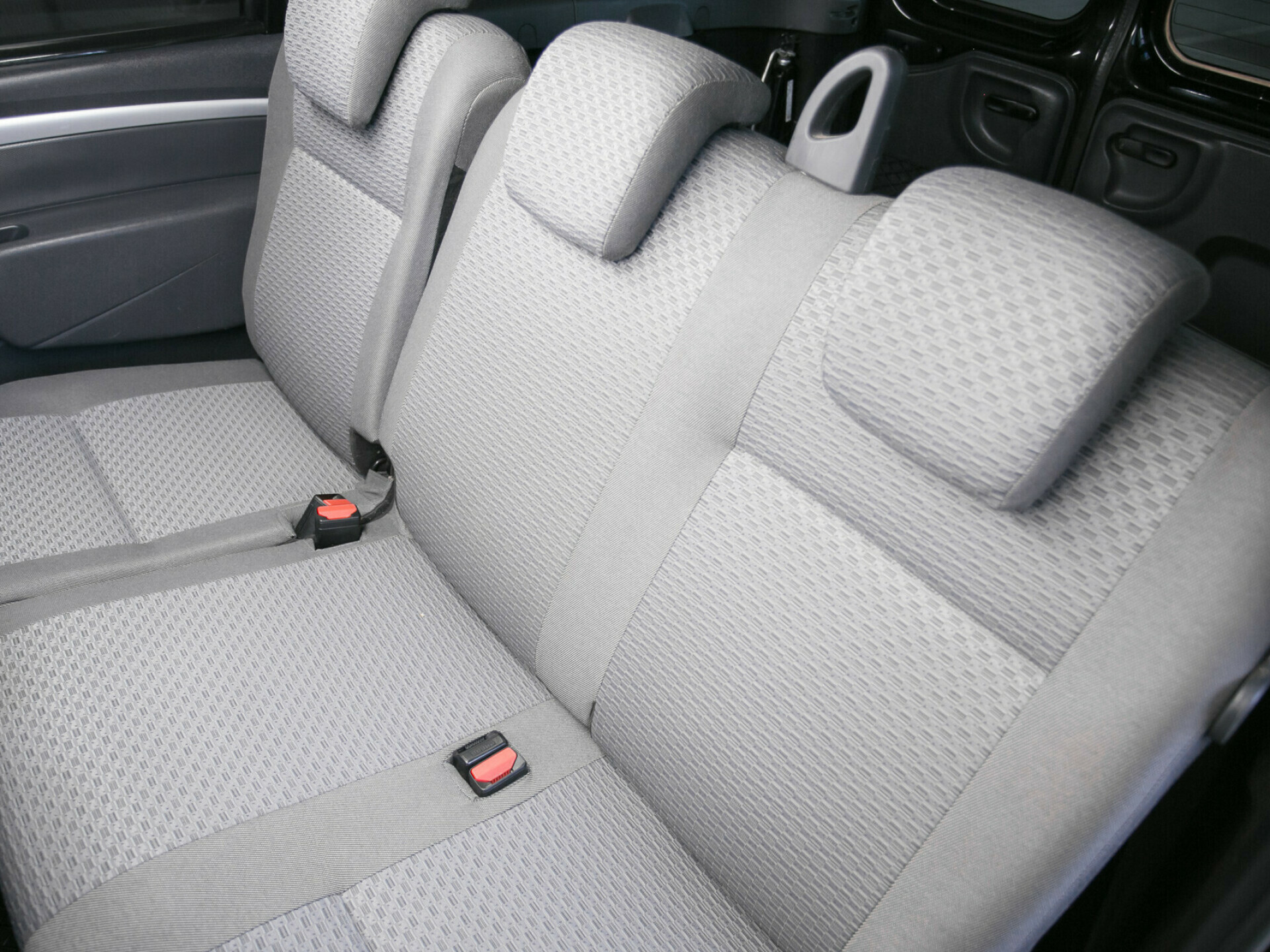 LADA (ВАЗ) Largus, I 1.6 MT (102 л.с.)