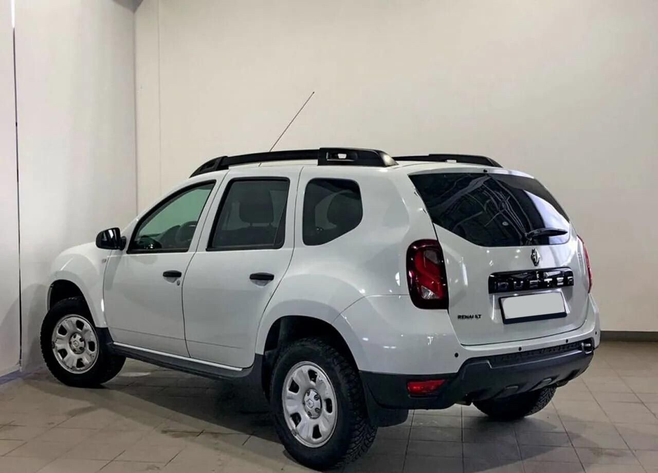 Renault Duster, I Рестайлинг 1.6 MT (114 л.с.) 4WD