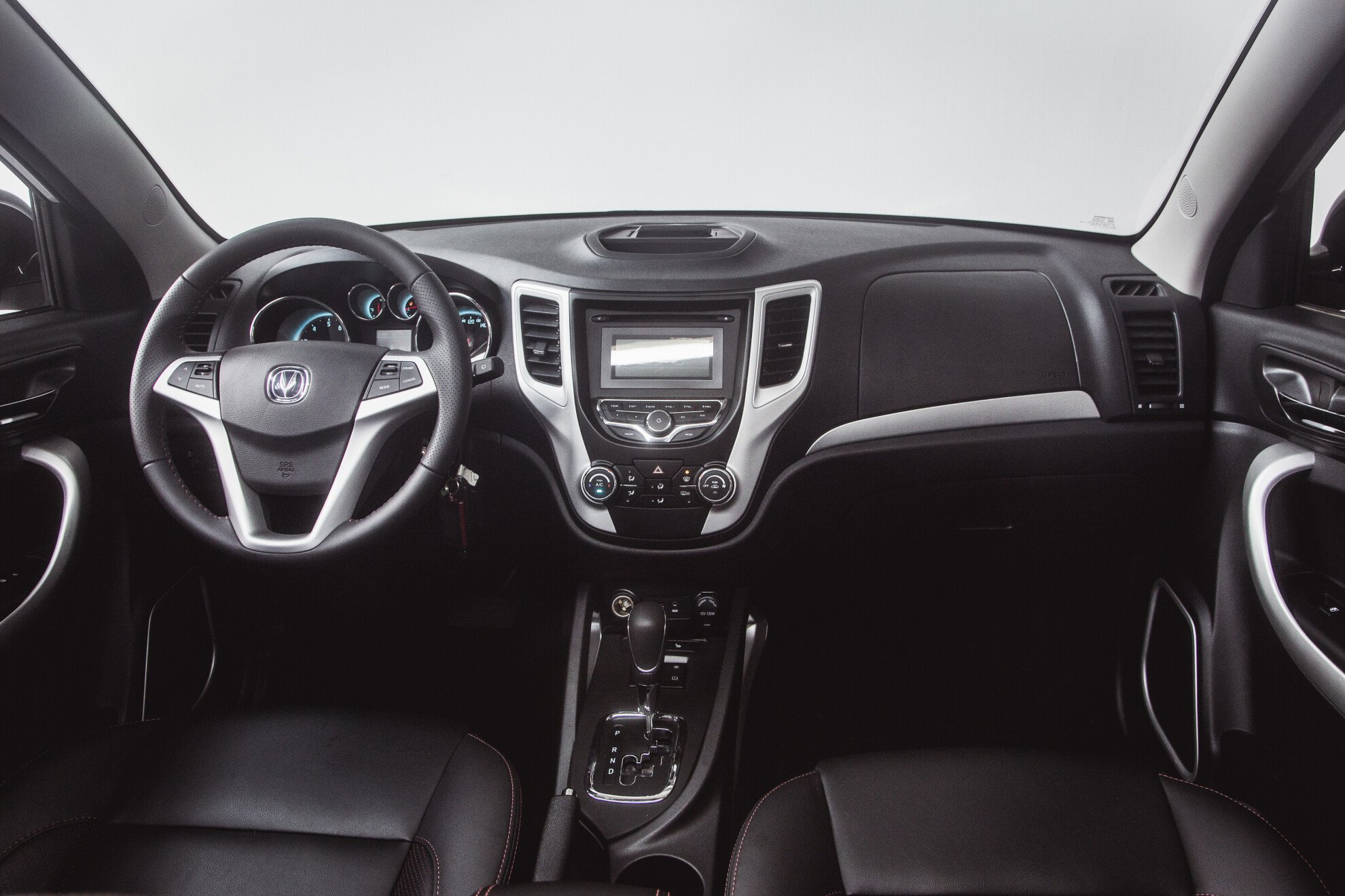 Changan CS35 1.6 AT (113 л.с.)