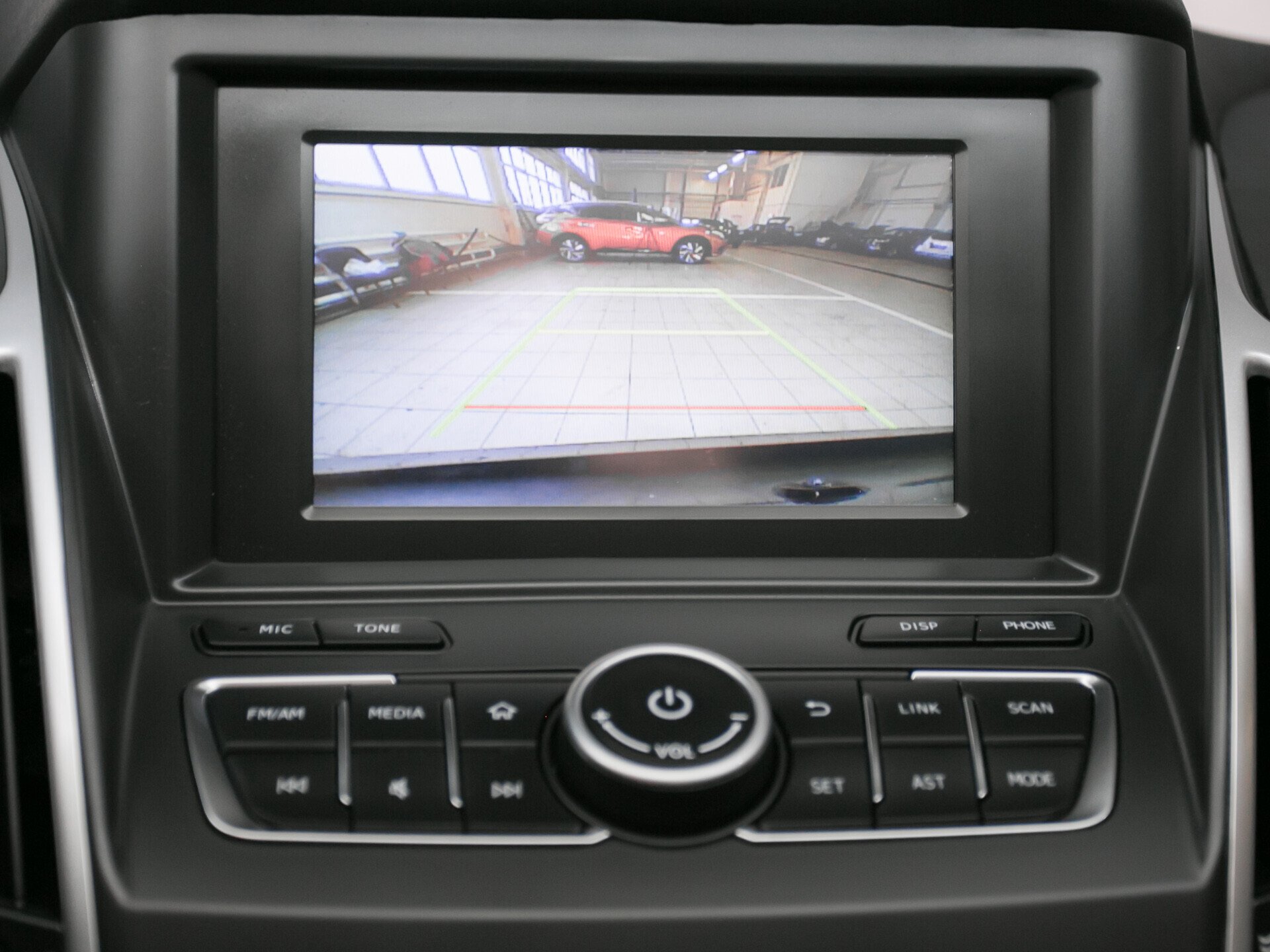 Dongfeng AX7, I 2.0 AT (140 л.с.)