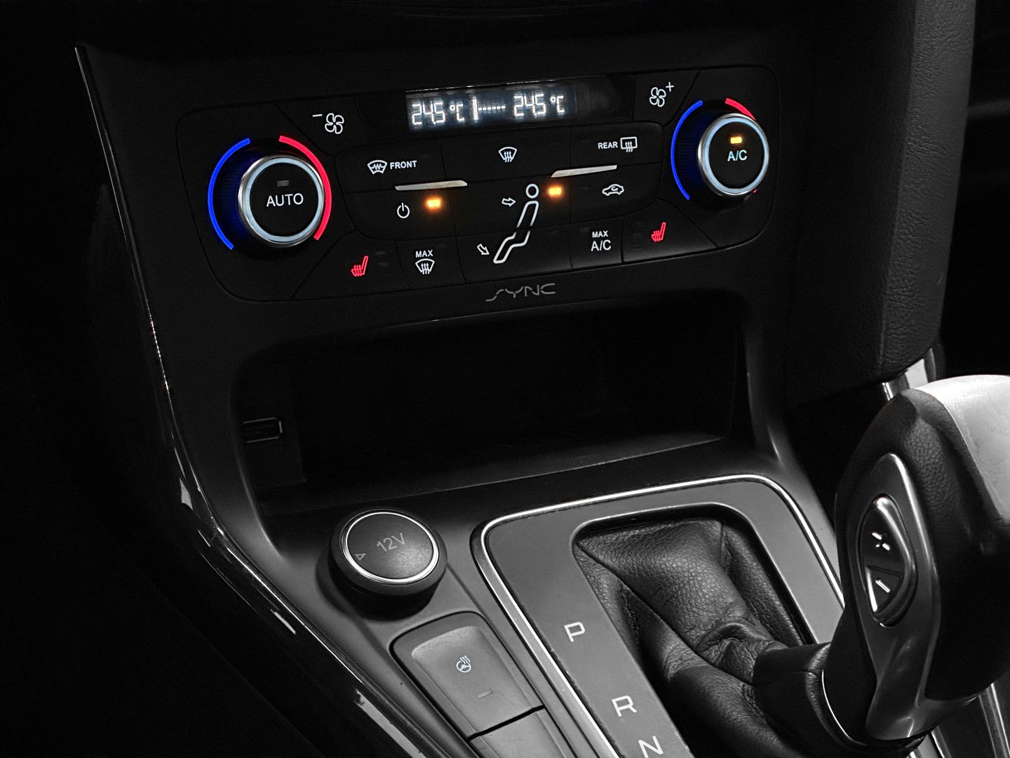 Ford Focus, III Рестайлинг 1.5 AT (150 л.с.)