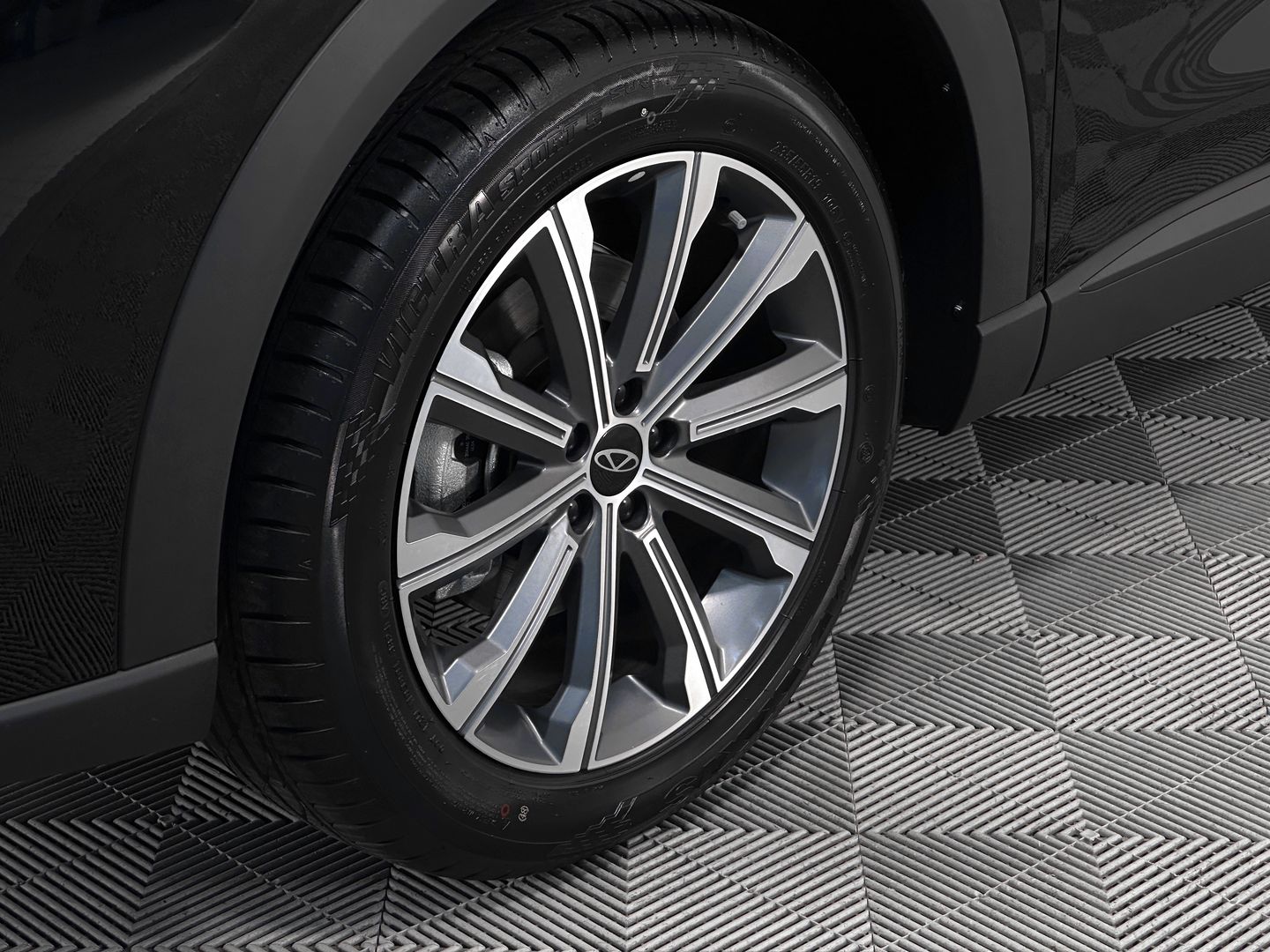 Chery Tiggo 9, I 2.0 AT (249 л.с.) 4WD