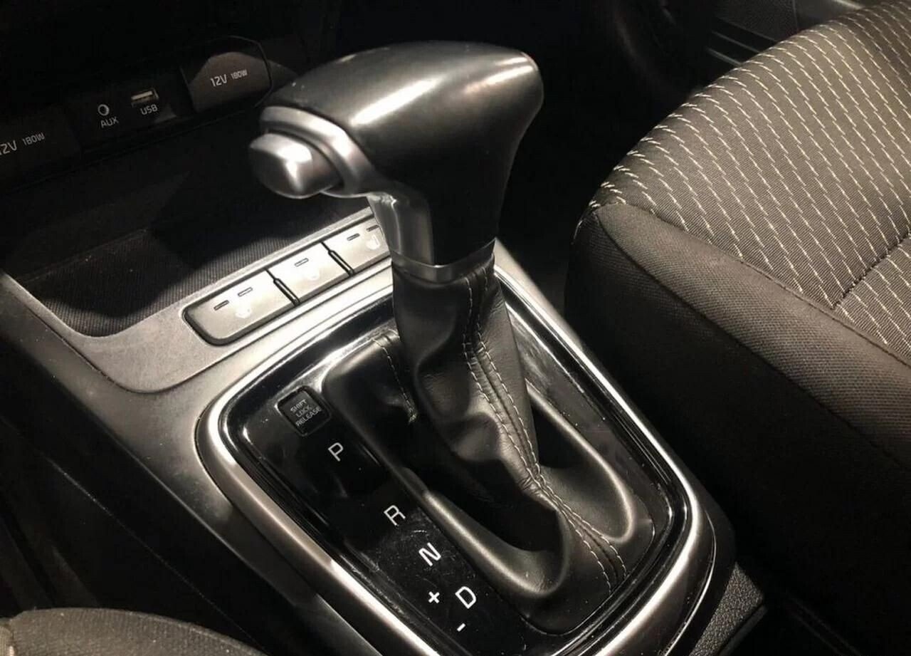 Kia Rio, IV X-Line 1.4 AT (100 л.с.)