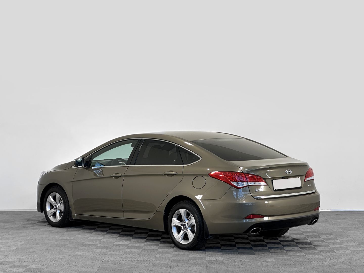 Hyundai i40, I 2.0 AT (150 л.с.)