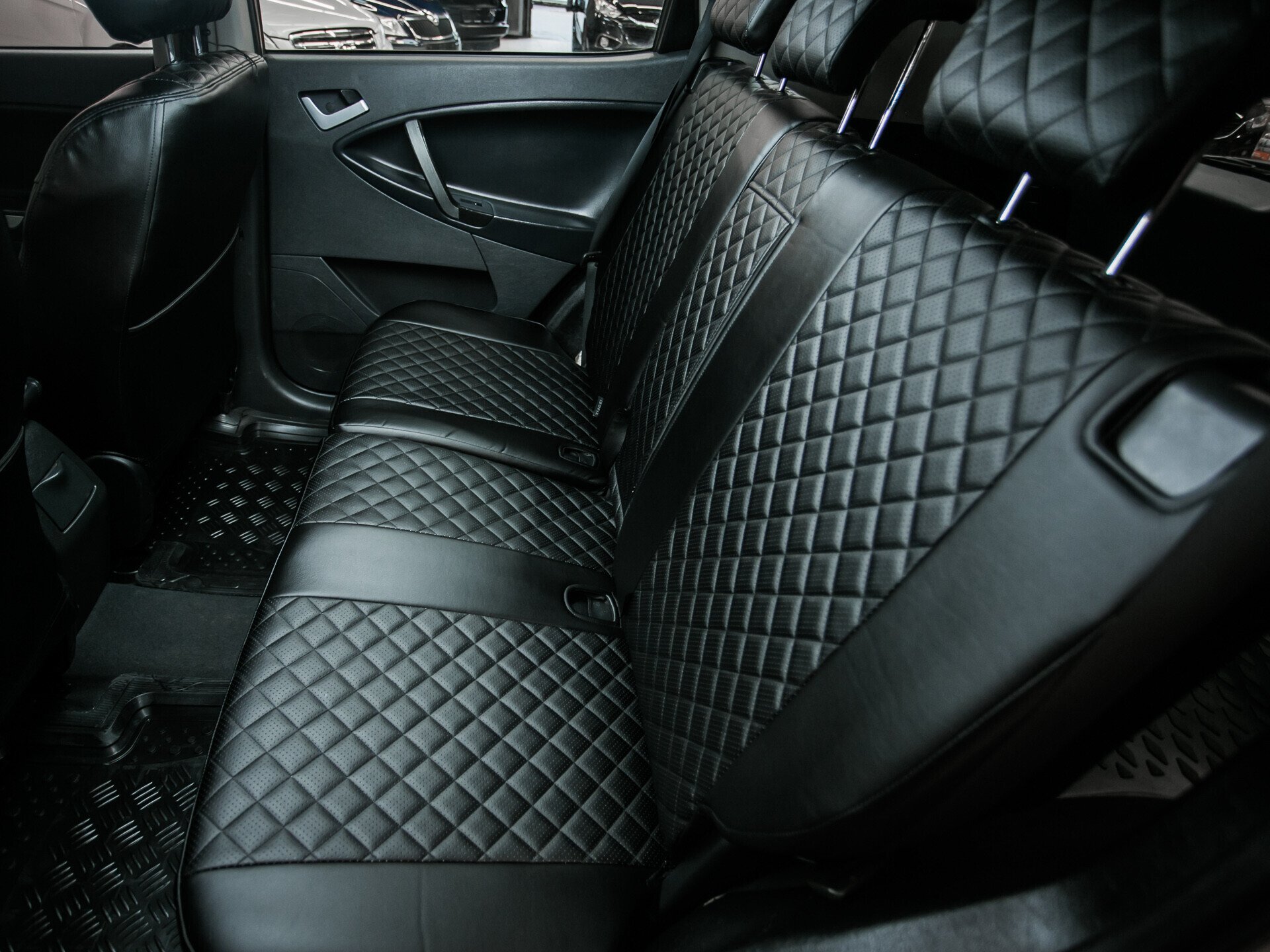 Geely Emgrand X7, I 2.4 AT (148 л.с.)