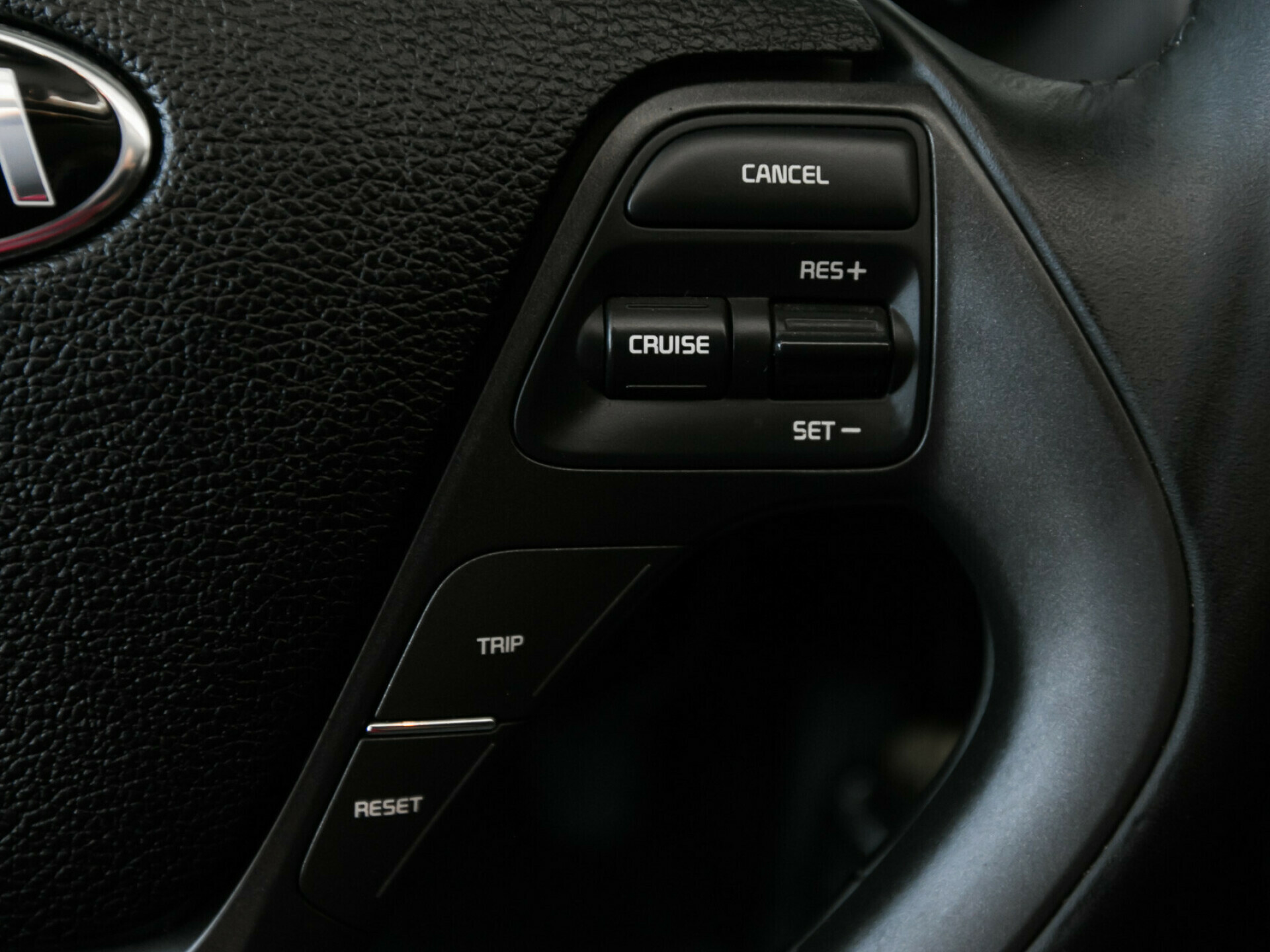 Kia Cerato, III 1.6 MT (130 л.с.)