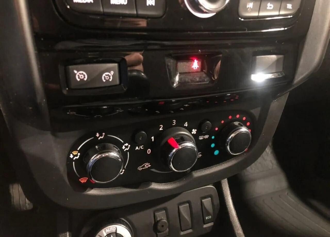 Renault Duster, I Рестайлинг 2.0 MT (143 л.с.) 4WD