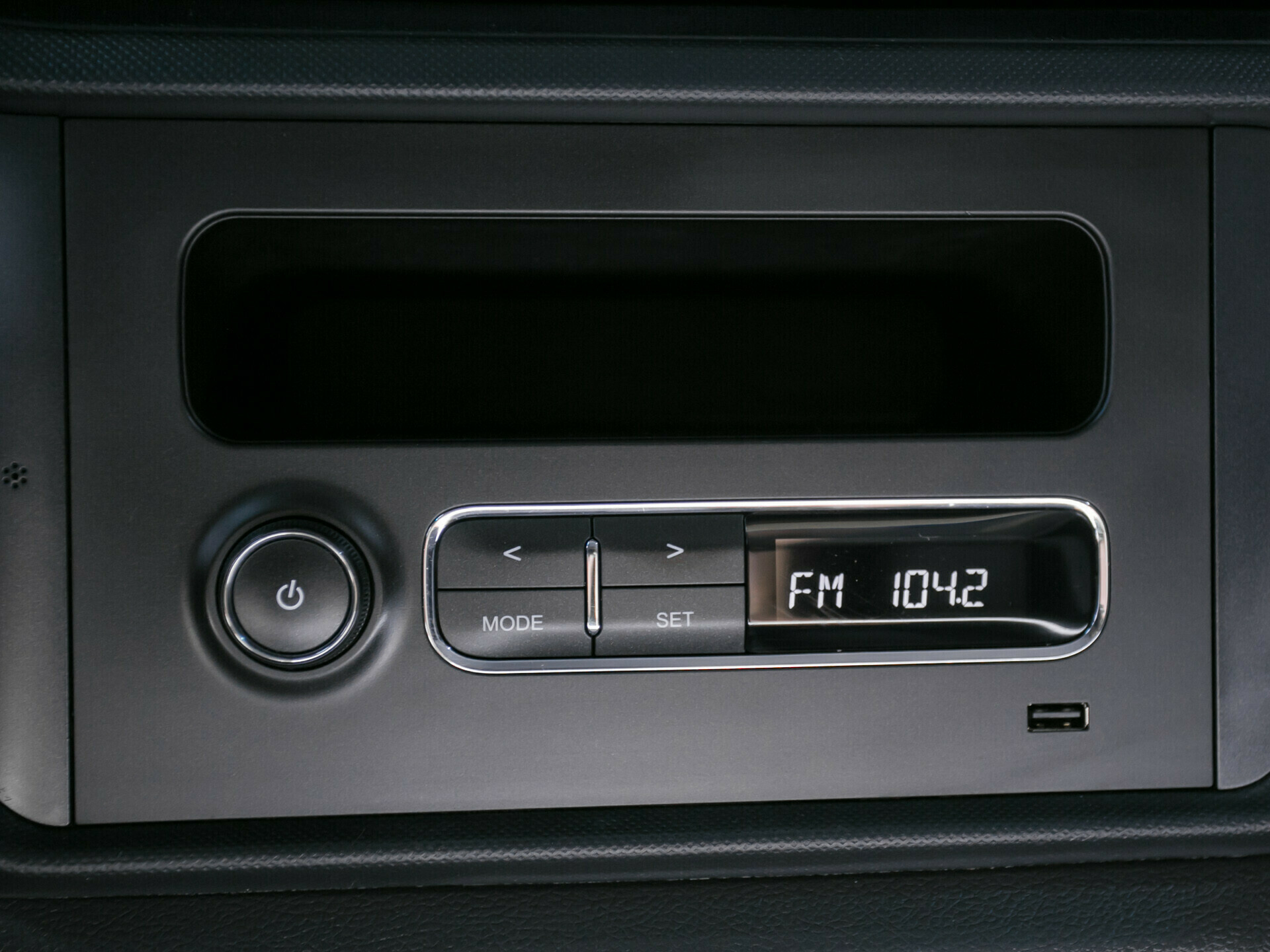 Chery Tiggo 3, I 1.6 MT (126 л.с.)