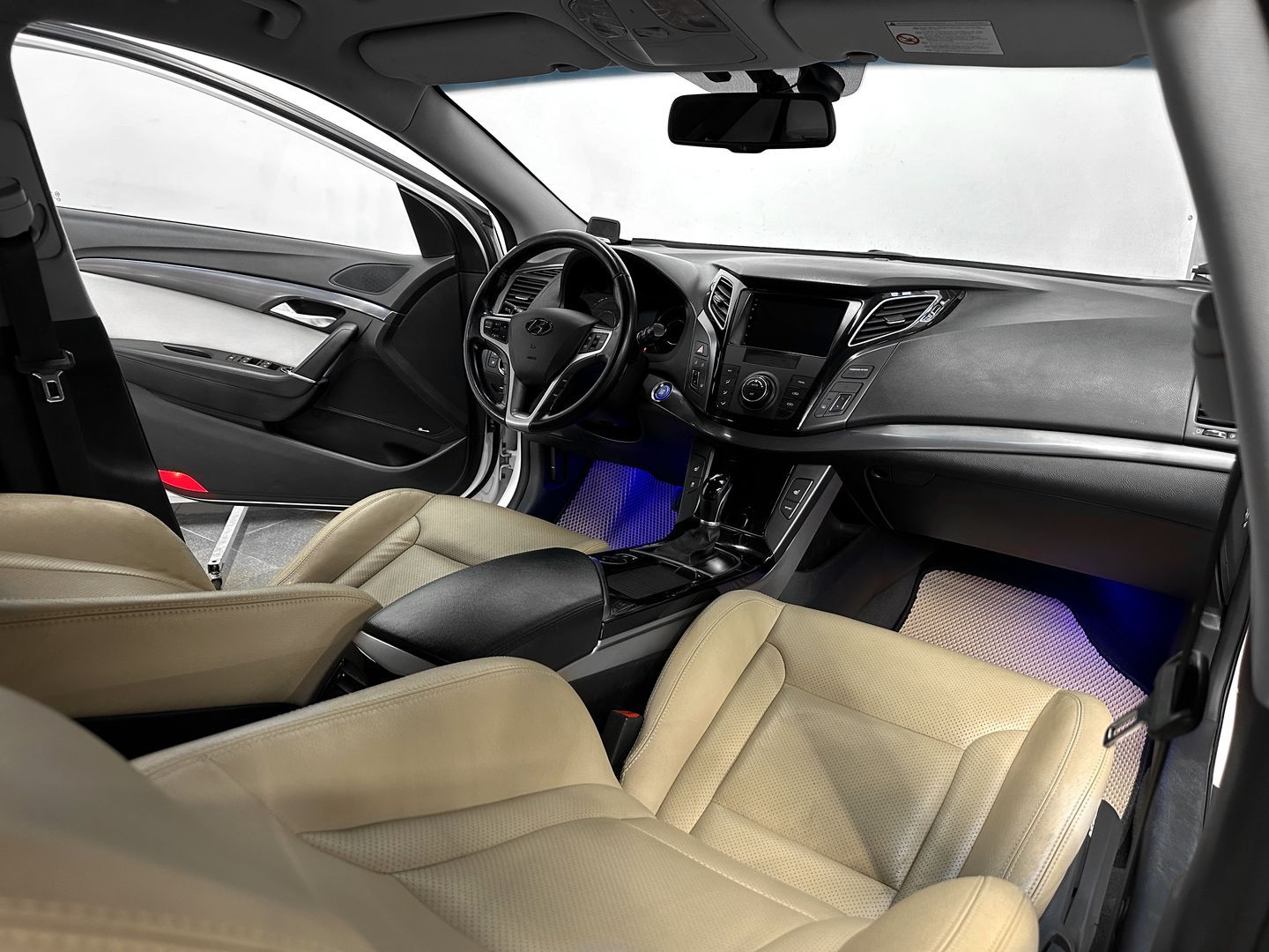 Hyundai i40, I 2.0 AT (150 л.с.)