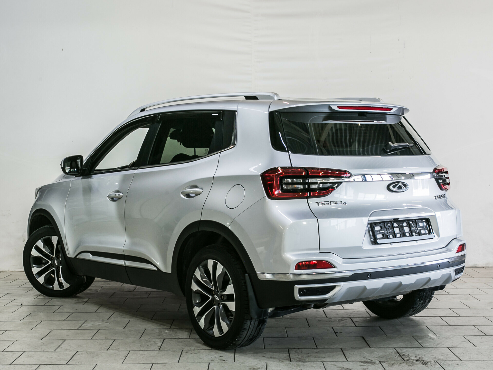 Chery Tiggo 4, I Рестайлинг 2.0 CVT (122 л.с.)