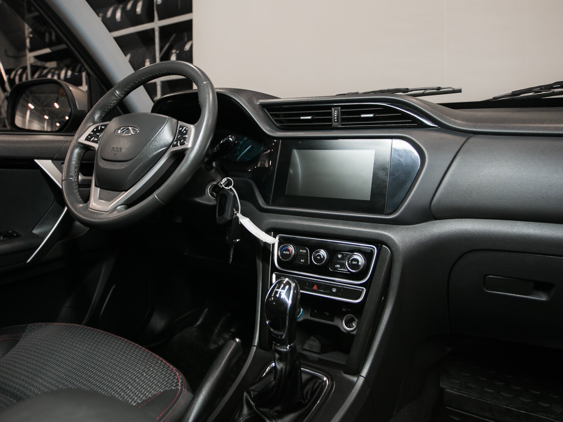 Chery Tiggo 3, I 1.6 MT (126 л.с.)