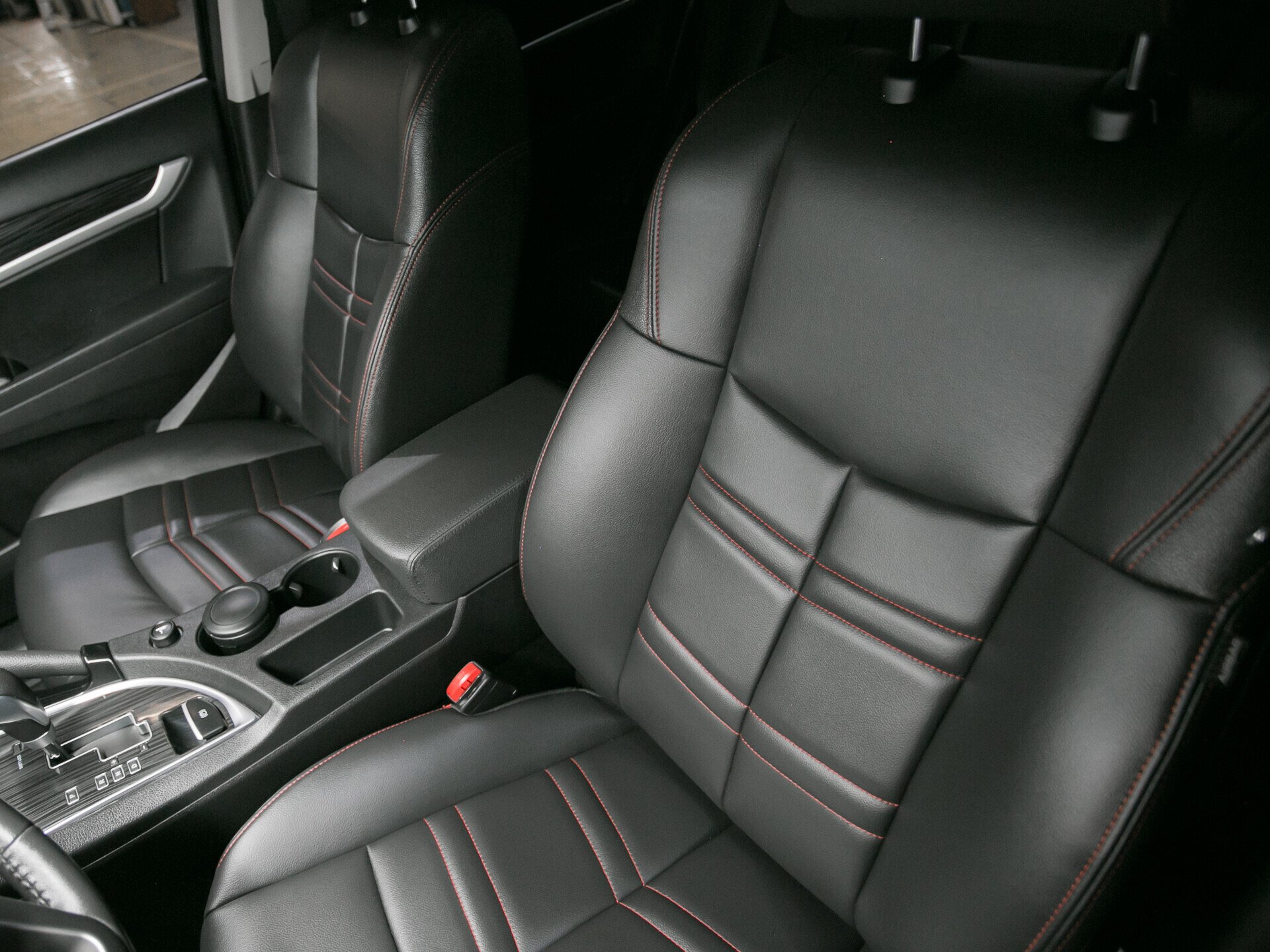 Dongfeng AX7, I 2.0 AT (140 л.с.)