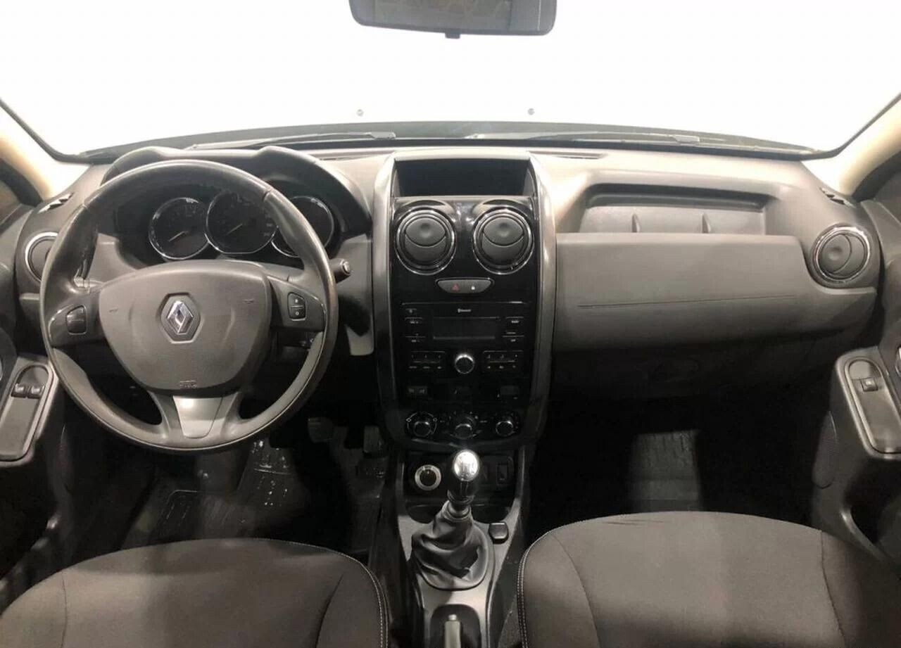Renault Duster, I Рестайлинг 2.0 MT (143 л.с.) 4WD