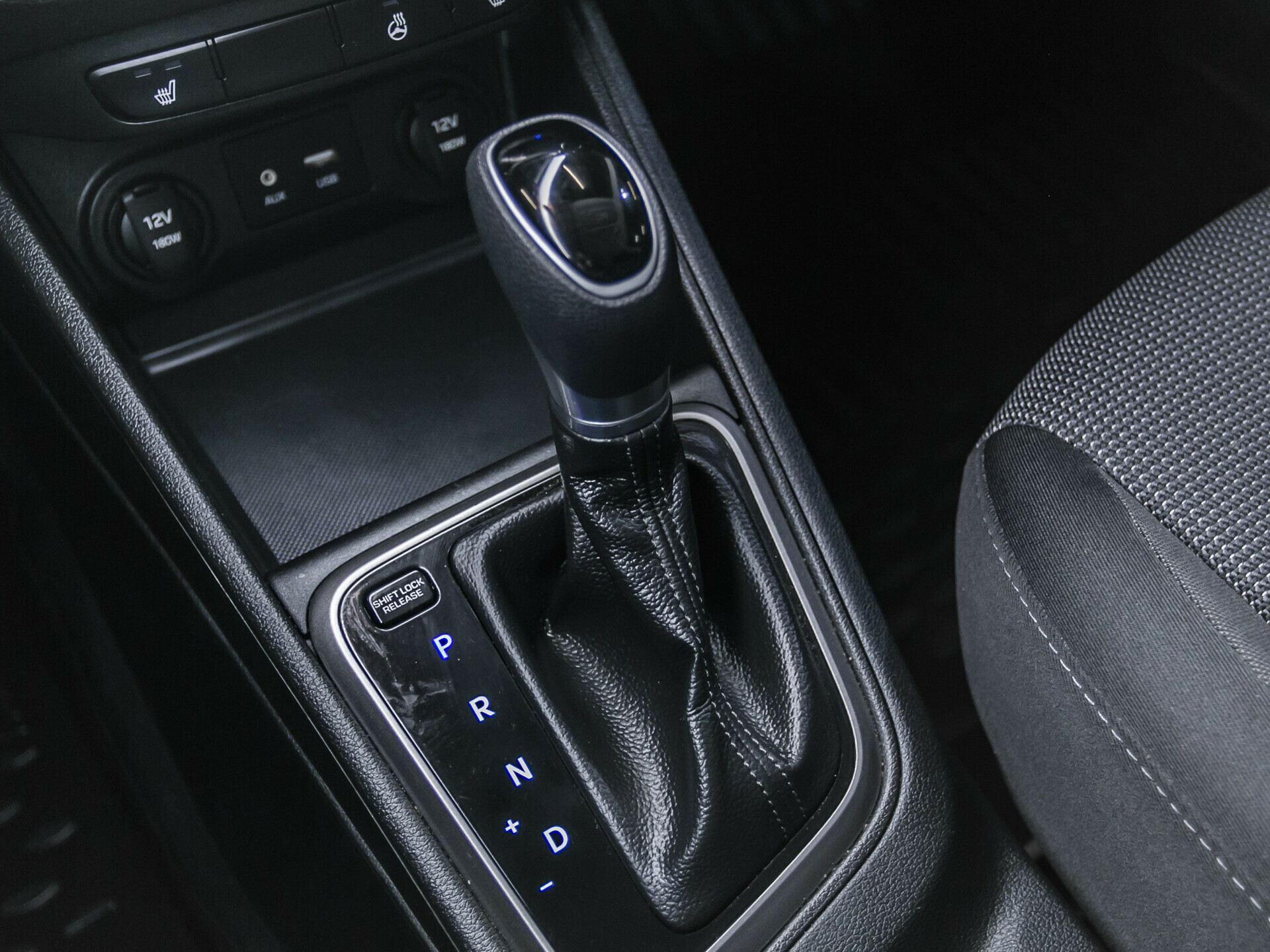 Hyundai Solaris, II 1.6 AT (123 л.с.)