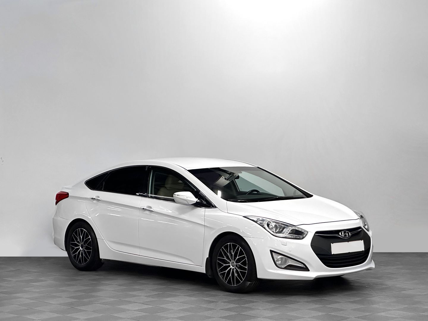 Hyundai i40, I 2.0 AT (150 л.с.)