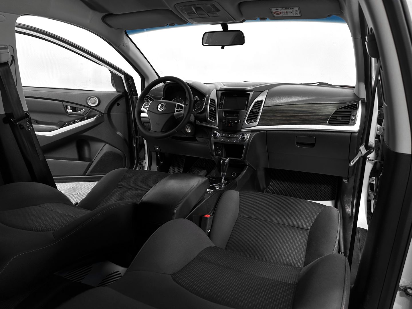 SsangYong Actyon, II Рестайлинг 2.0d AT (149 л.с.)