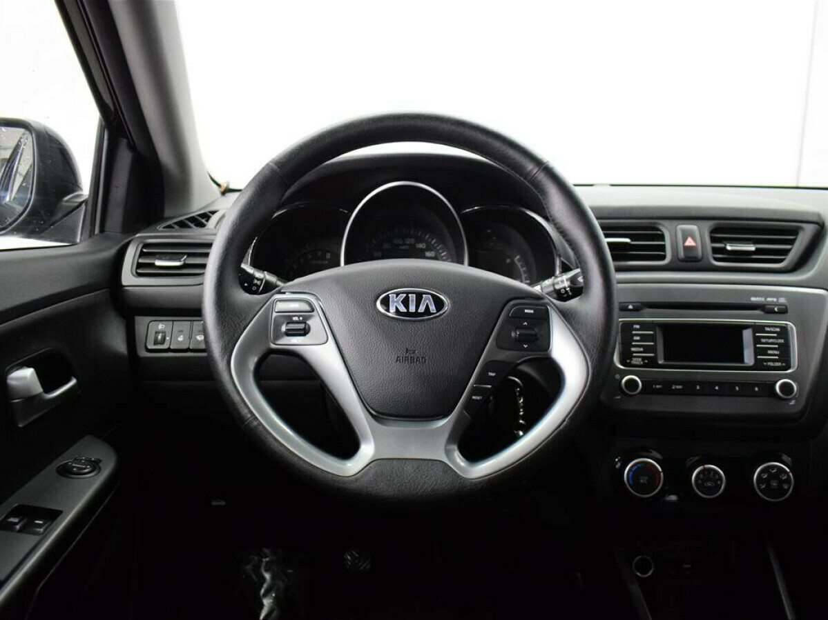 Kia Rio, III Рестайлинг 1.6 MT (123 л.с.)