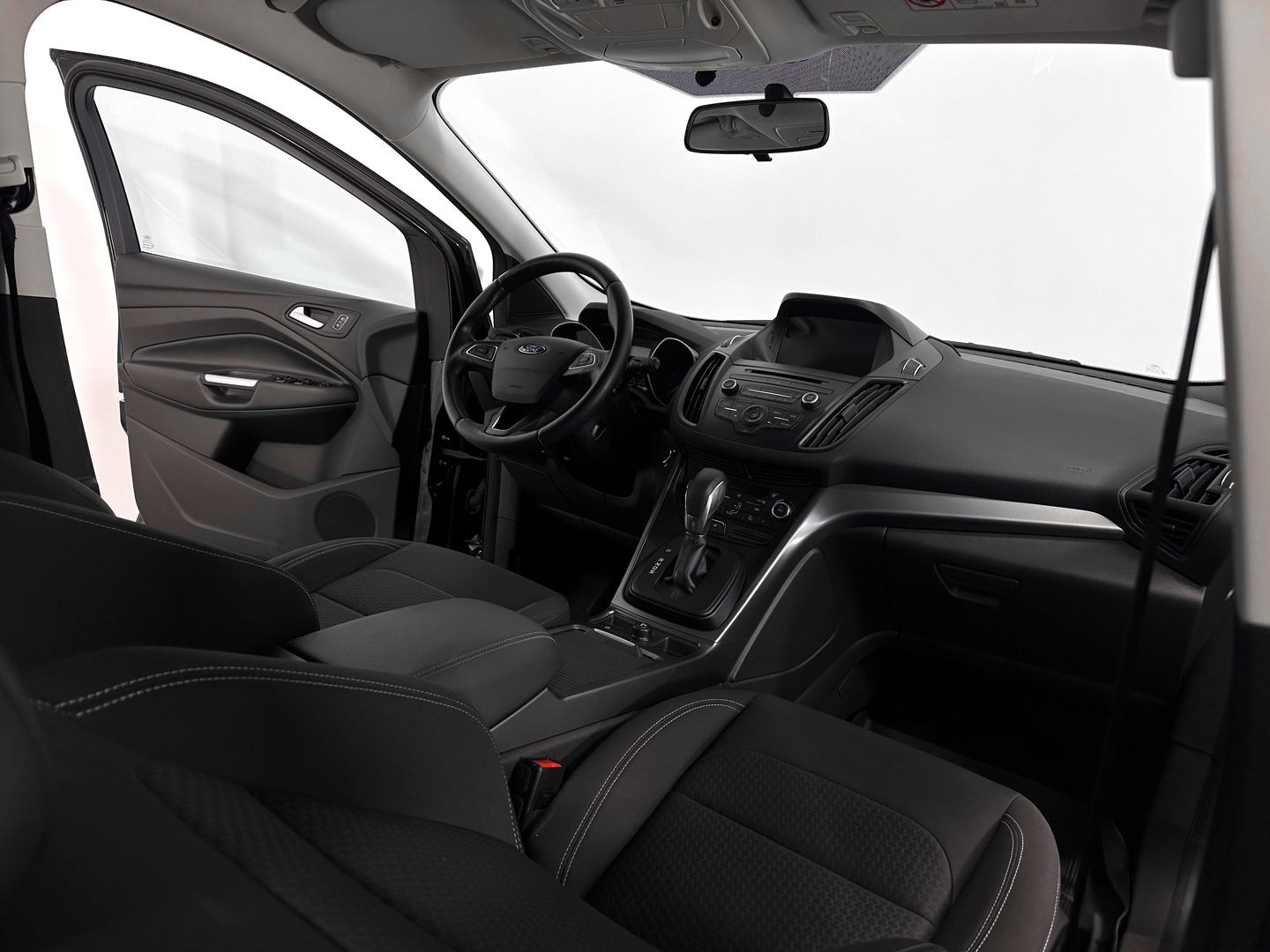 Ford Kuga, II Рестайлинг 2.5 AT (150 л.с.)