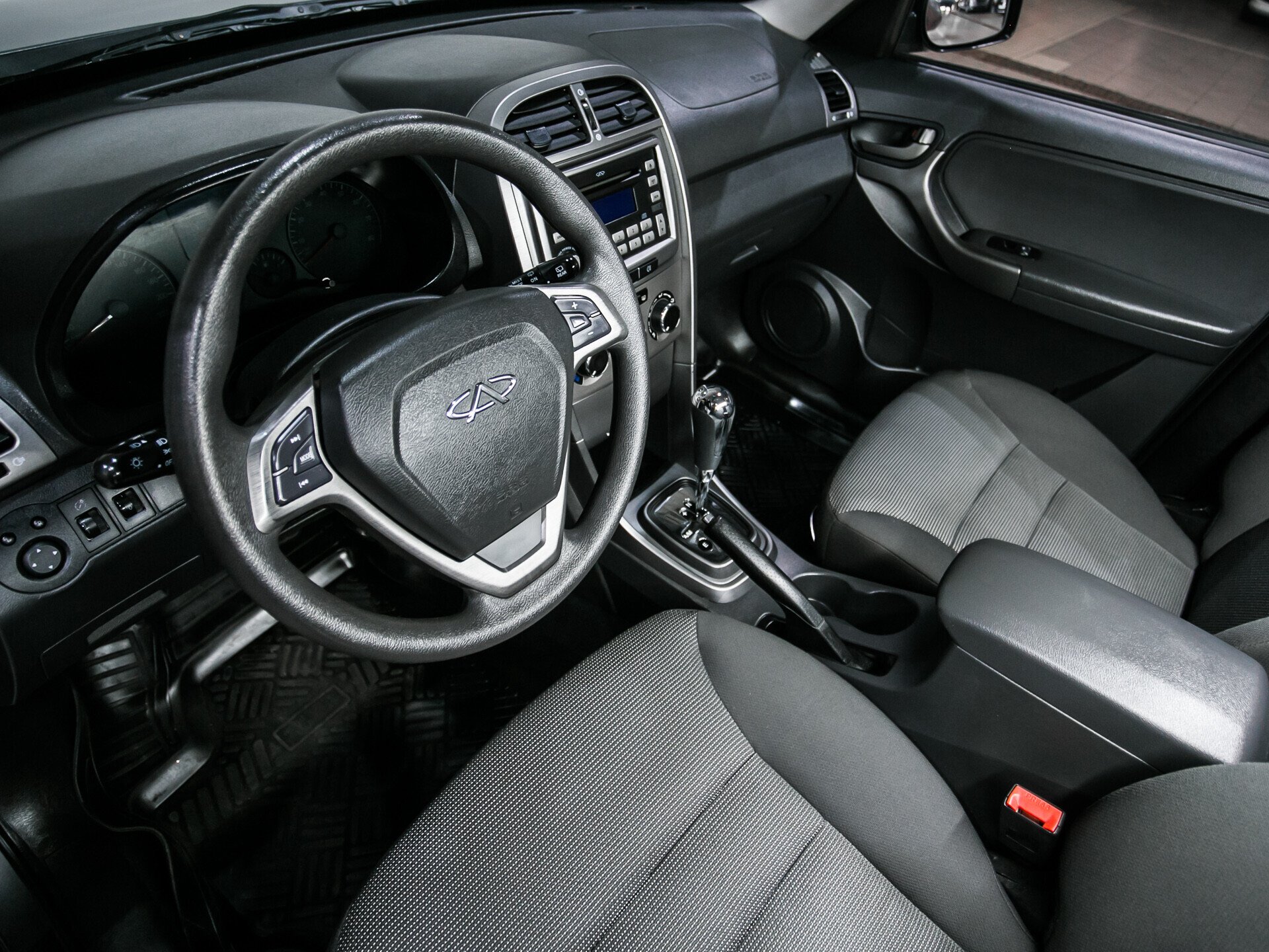 Chery Tiggo (T11), I Рестайлинг (FL) 1.9 AMT (132 л.с.)