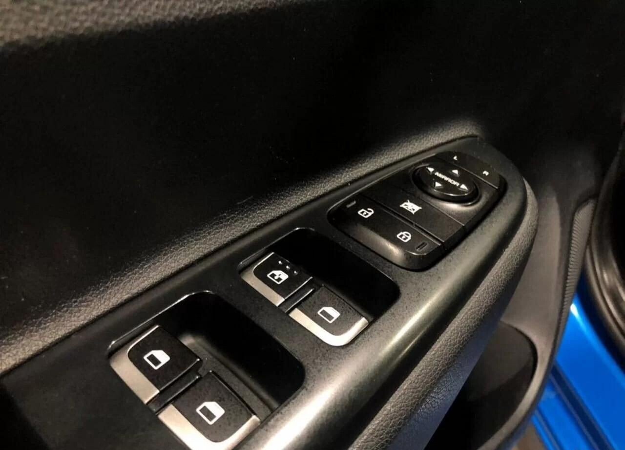 Kia Rio, IV X-Line 1.4 AT (100 л.с.)