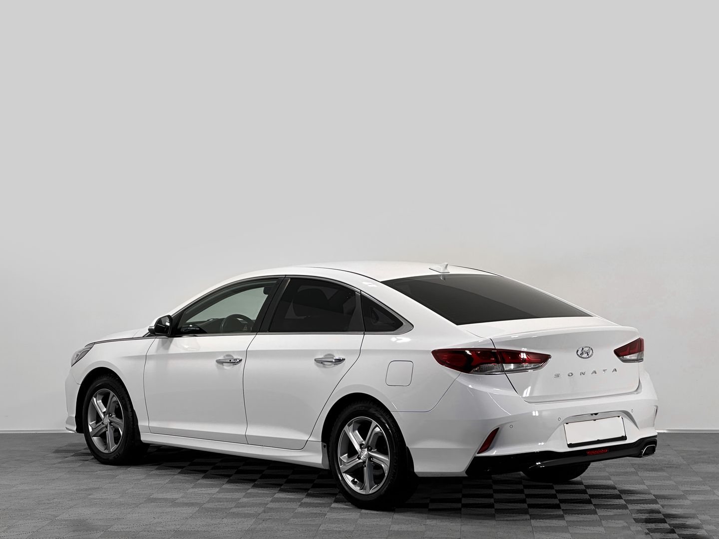 Hyundai Sonata, VII (LF) Рестайлинг 2.0 AT (150 л.с.)