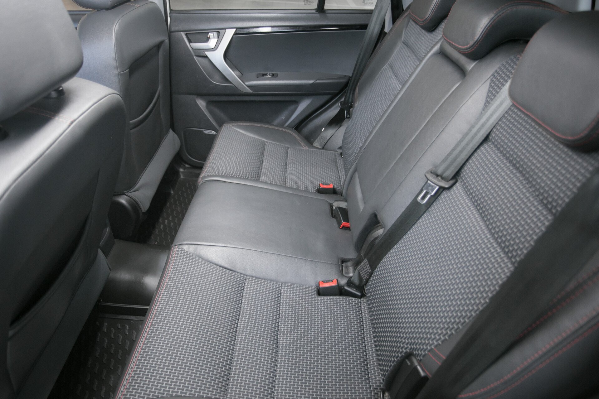 Chery Tiggo 3, I 1.6 MT (126 л.с.)