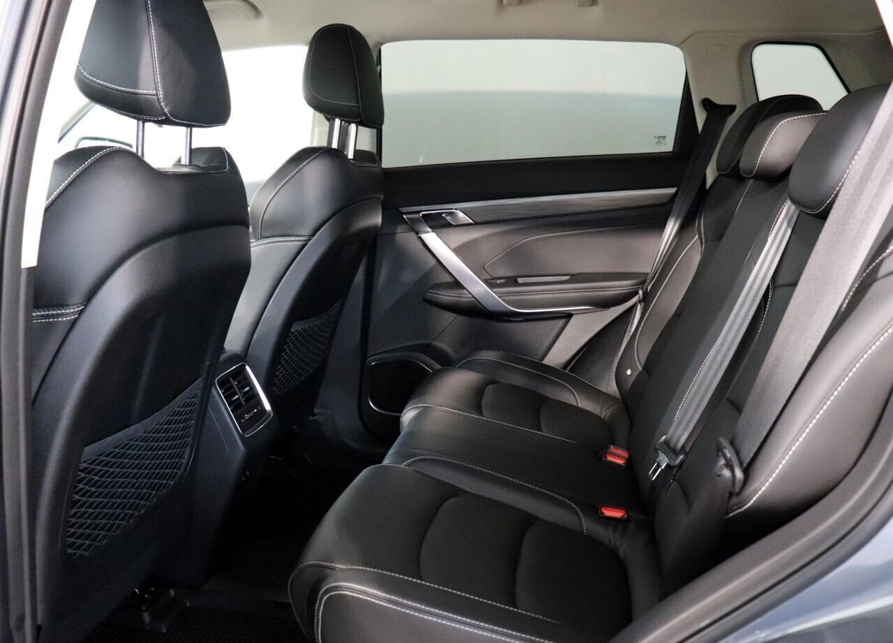 Geely Atlas Pro 1.5 AT (177 л.с.)