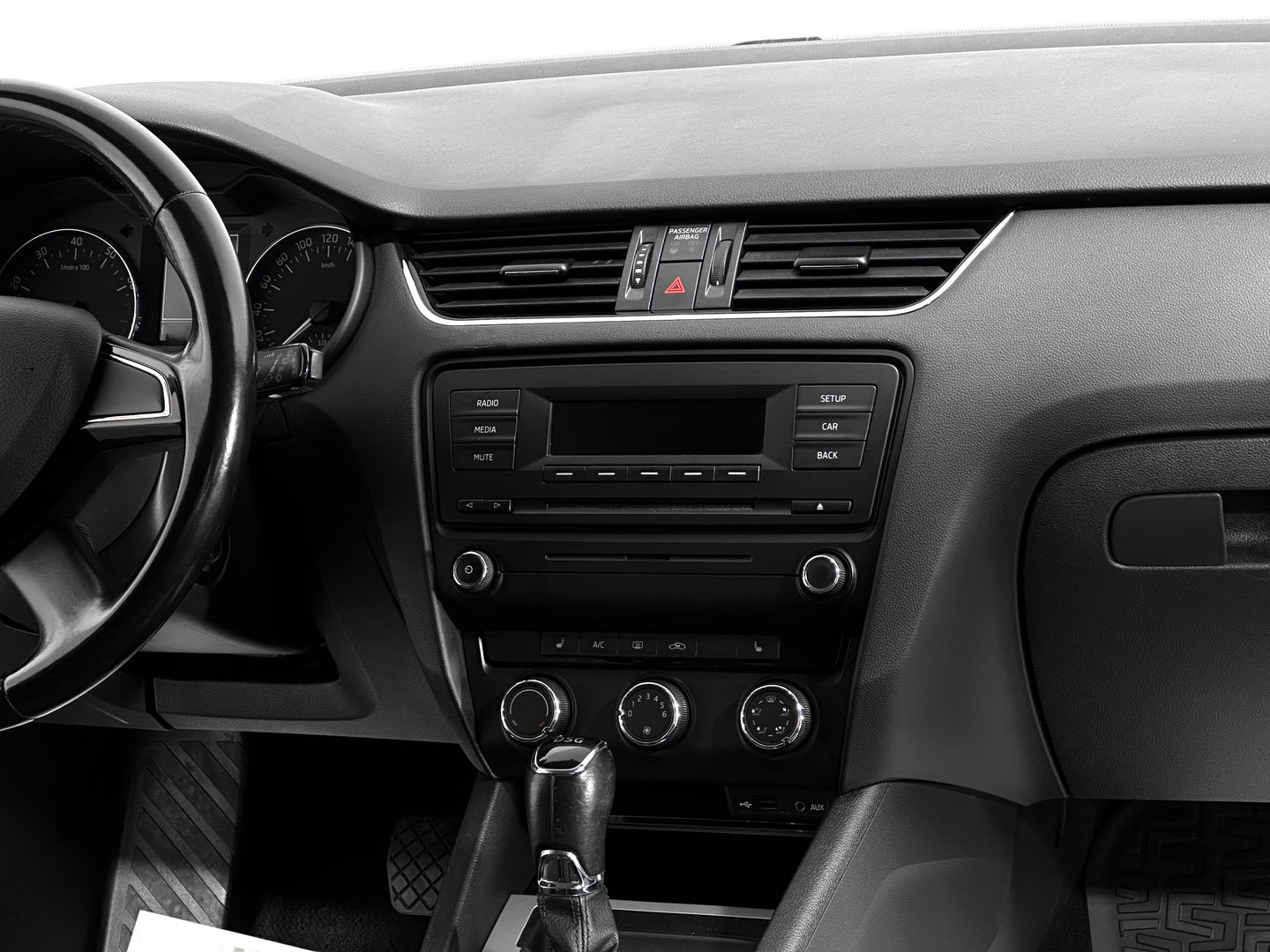 Skoda Octavia, III (A7) 1.4 AMT (140 л.с.)