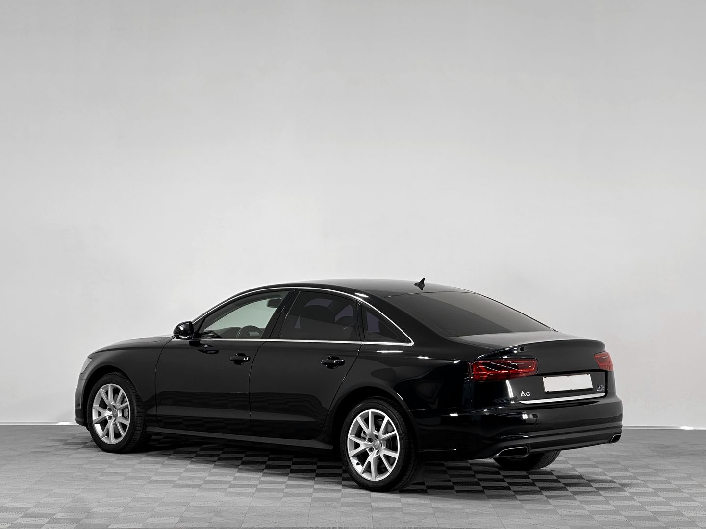Audi A6, IV (C7) Рестайлинг 2.8 AMT (220 л.с.) 4WD