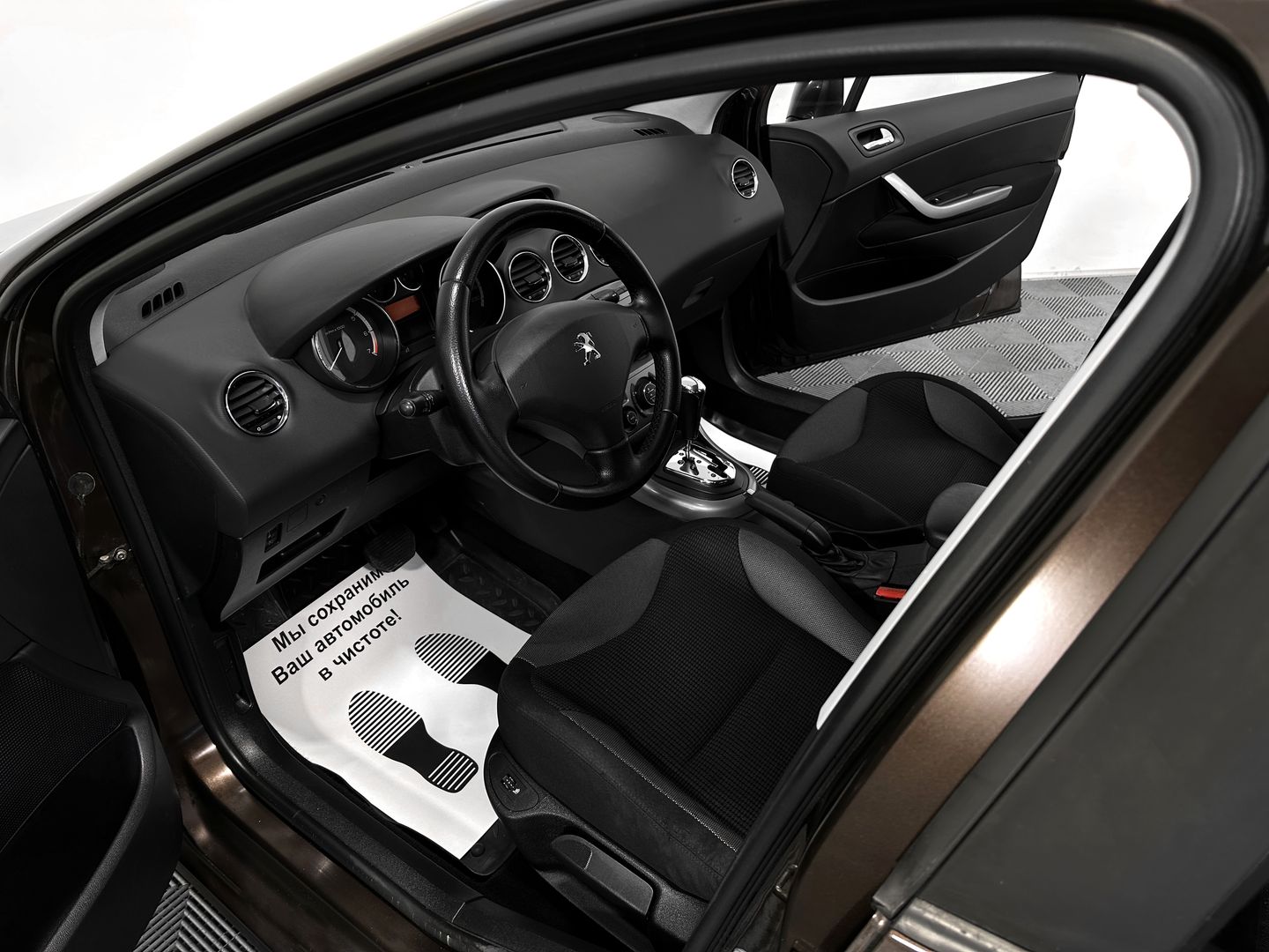 Peugeot 308, I Рестайлинг 1.6 AT (120 л.с.)