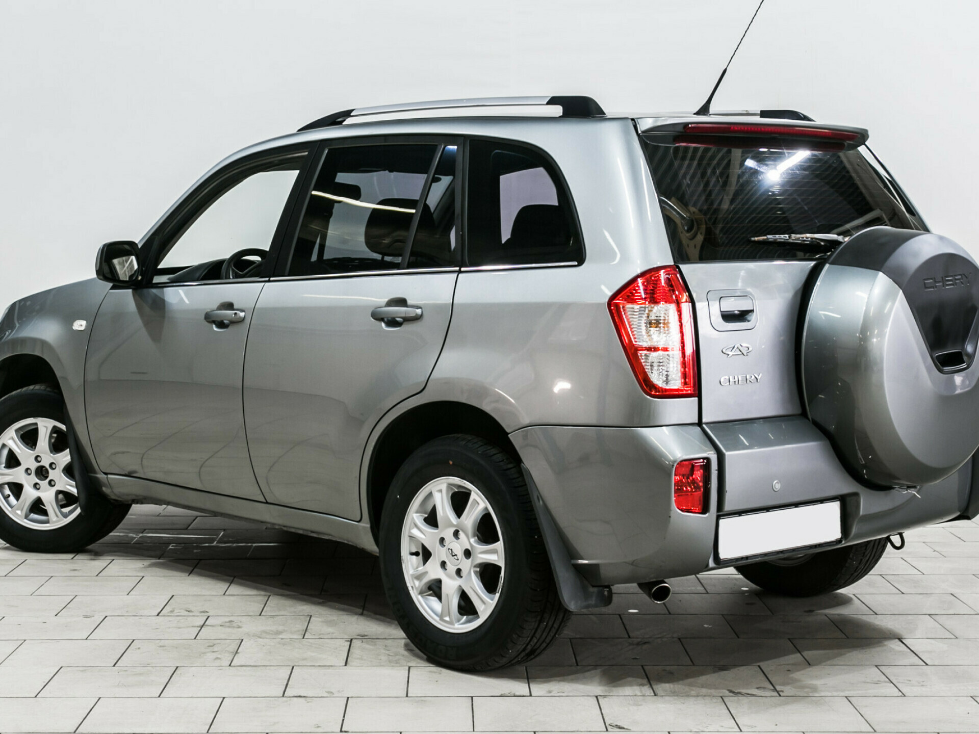 Chery Tiggo (T11), I Рестайлинг (FL) 2.0 MT (136 л.с.) 4WD