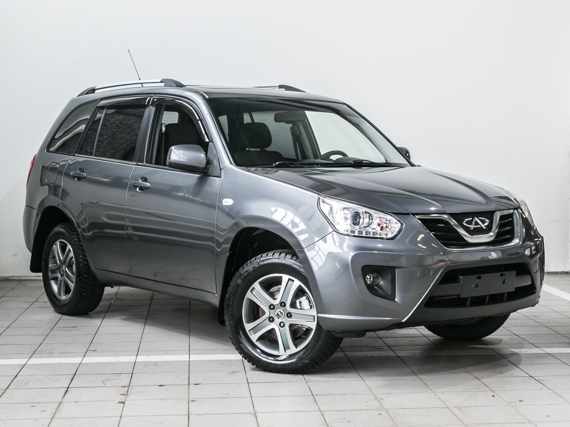 Chery Tiggo (T11), I Рестайлинг (FL) 1.9 MT (132 л.с.)