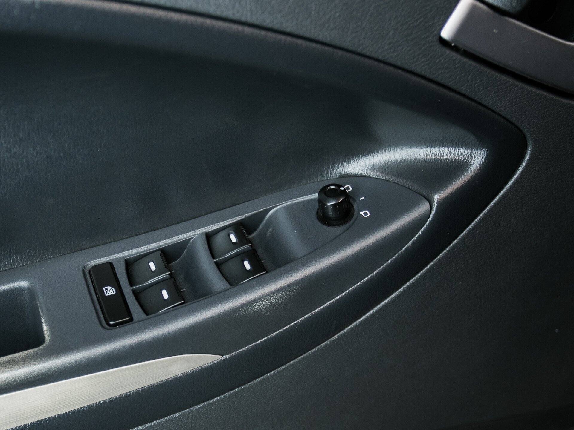 Geely Emgrand X7, I 2.4 AT (148 л.с.)