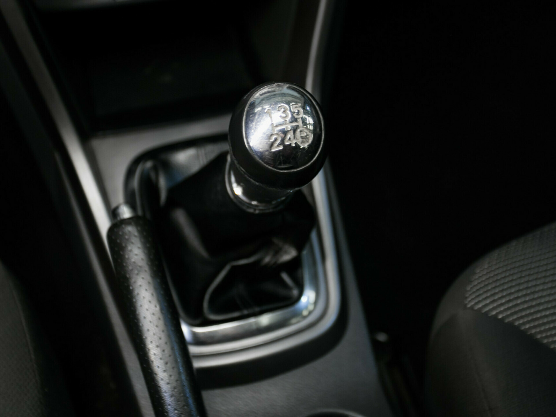 Chery Tiggo (T11), I Рестайлинг (FL) 1.6 MT (126 л.с.)