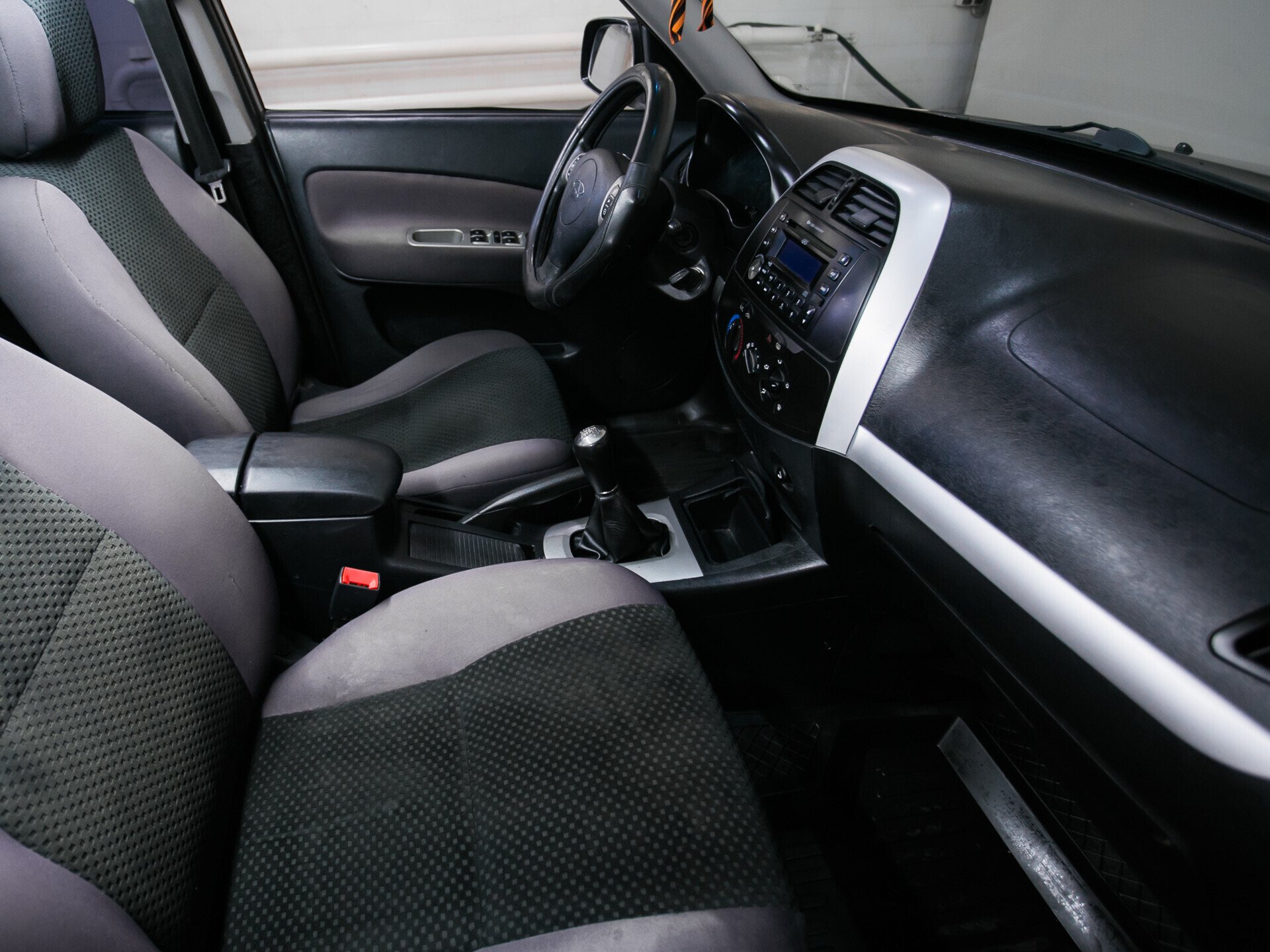 Chery Tiggo (T11), I 1.6 MT (119 л.с.)