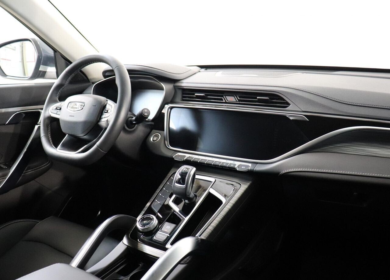 Geely Atlas Pro 1.5 AT (177 л.с.)