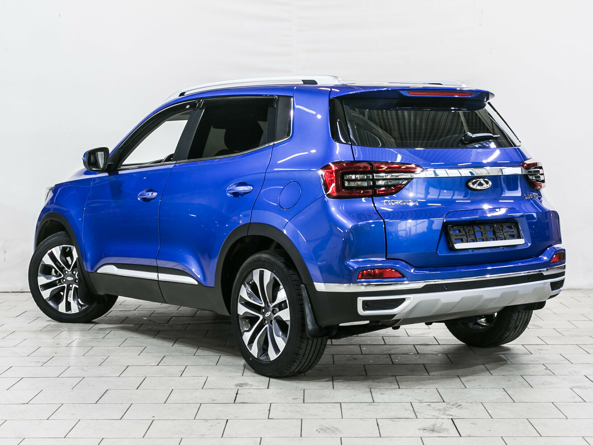Chery Tiggo 4, I Рестайлинг 2.0 CVT (122 л.с.)